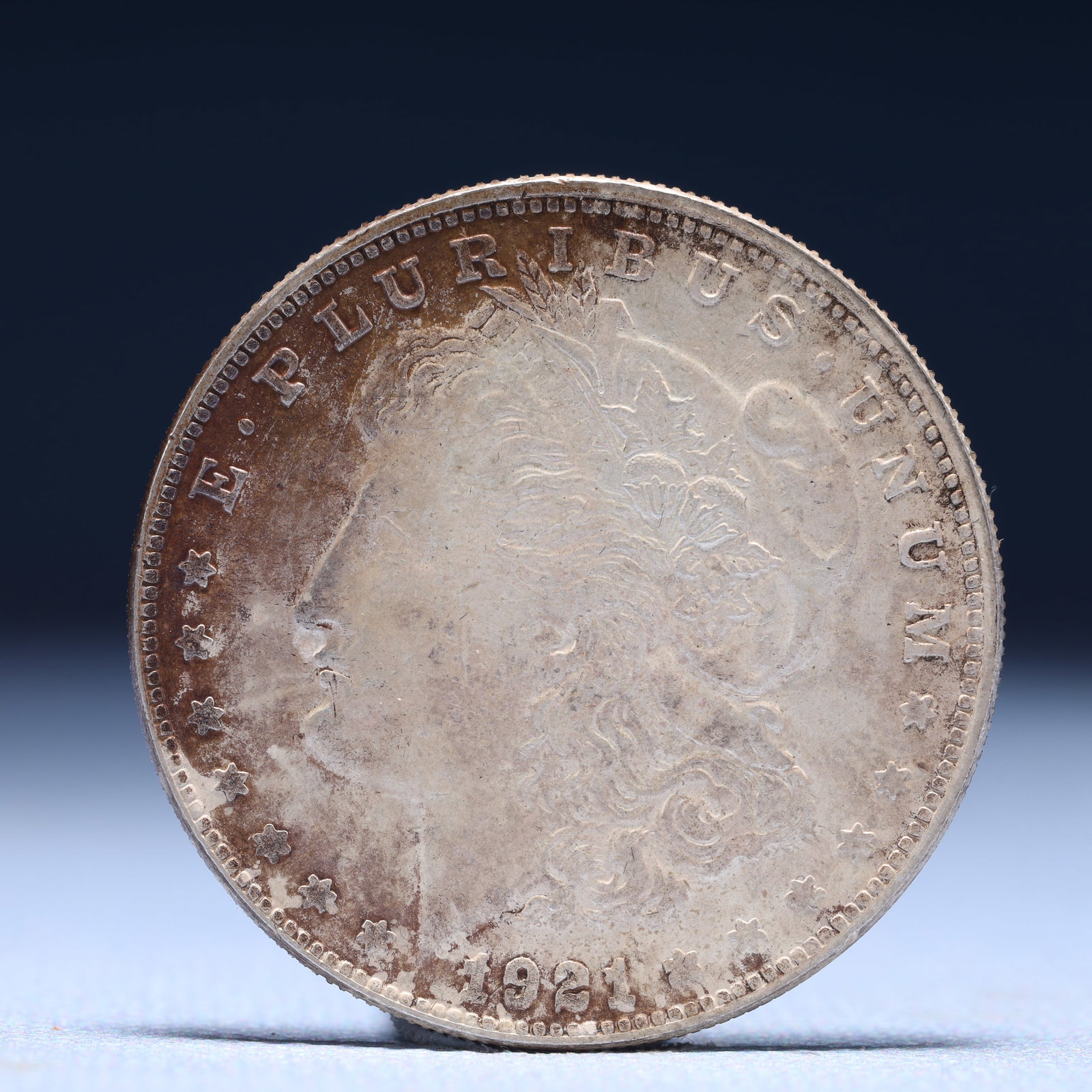 Liberty In God We Trust 1921 Sterling Silver One Dollar Coin: Liberty In God We Trust 1921 Sterling Silver One Dollar Coin, Eagle stamp, Mint mark: D. Weight:26.9g