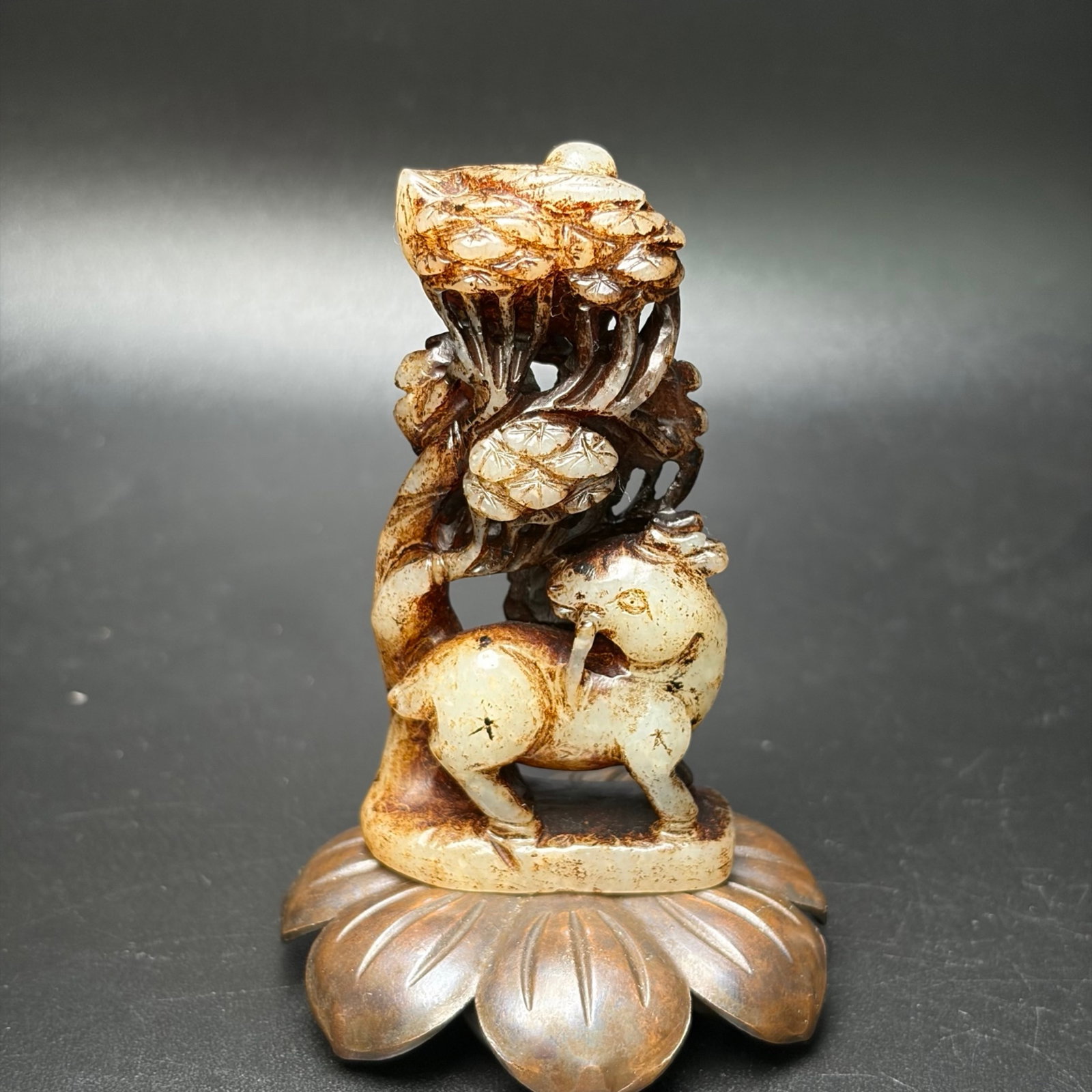 An Exquisite White Jade Hollow Pine,Deer and Crane Pattern Ornament: An Exquisite White Jade Hollow Pine,Deer and Crane Pattern Ornament,Qing Dynasty,China,Size:3inx1.6inx0.8in,Weight:65g