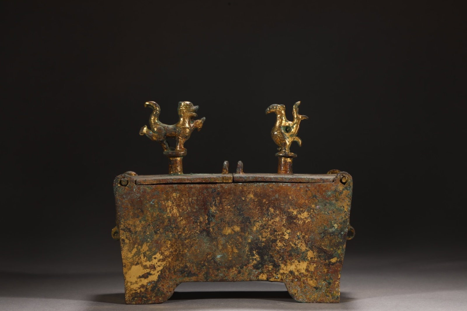 An Exquisite Gilt Bronze Auspicious Beast Pattern Box - 2