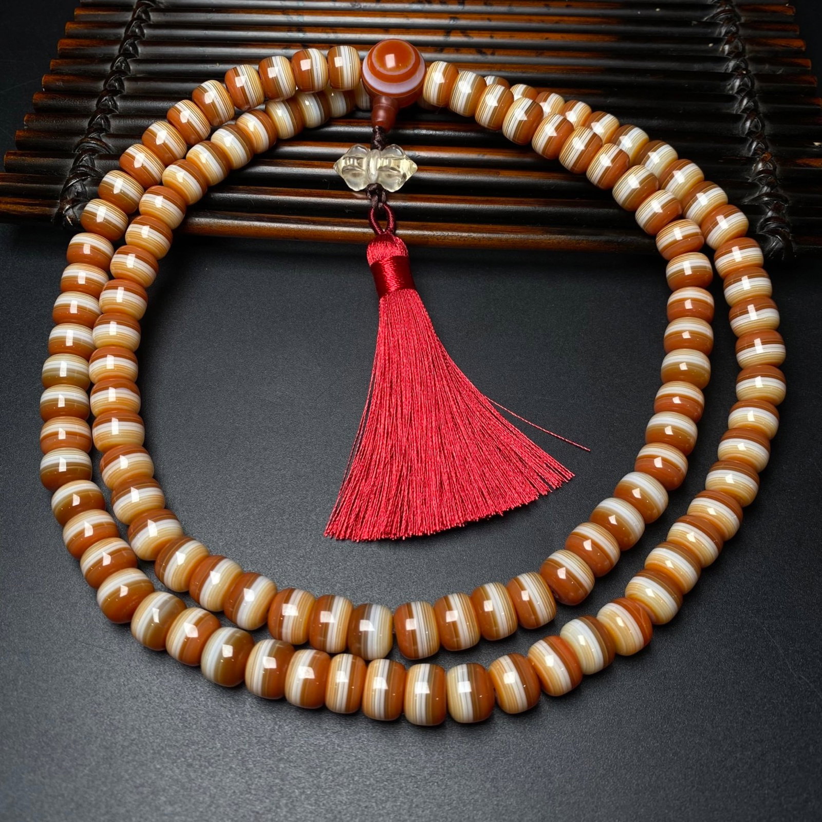 An Exquisite Agate Pendant - 2