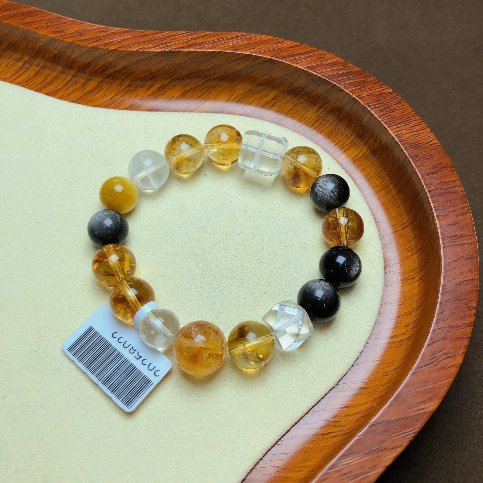 An Exquisite Crystal Bracelets (1 of 2)