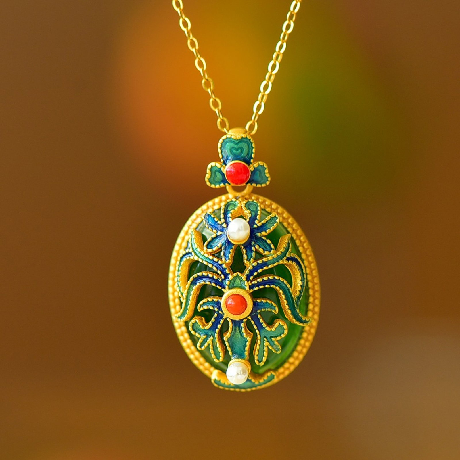 An Exquisite Sterling Silver-Gold Plated Inlaid Jasper Enamel Pendant,Inlaid Pearl: An Exquisite Sterling Silver-Gold Plated Inlaid Jasper Enamel Pendant,Inlaid Pearl 纯银镀金镶碧玉珐琅吊坠,嵌珍珠