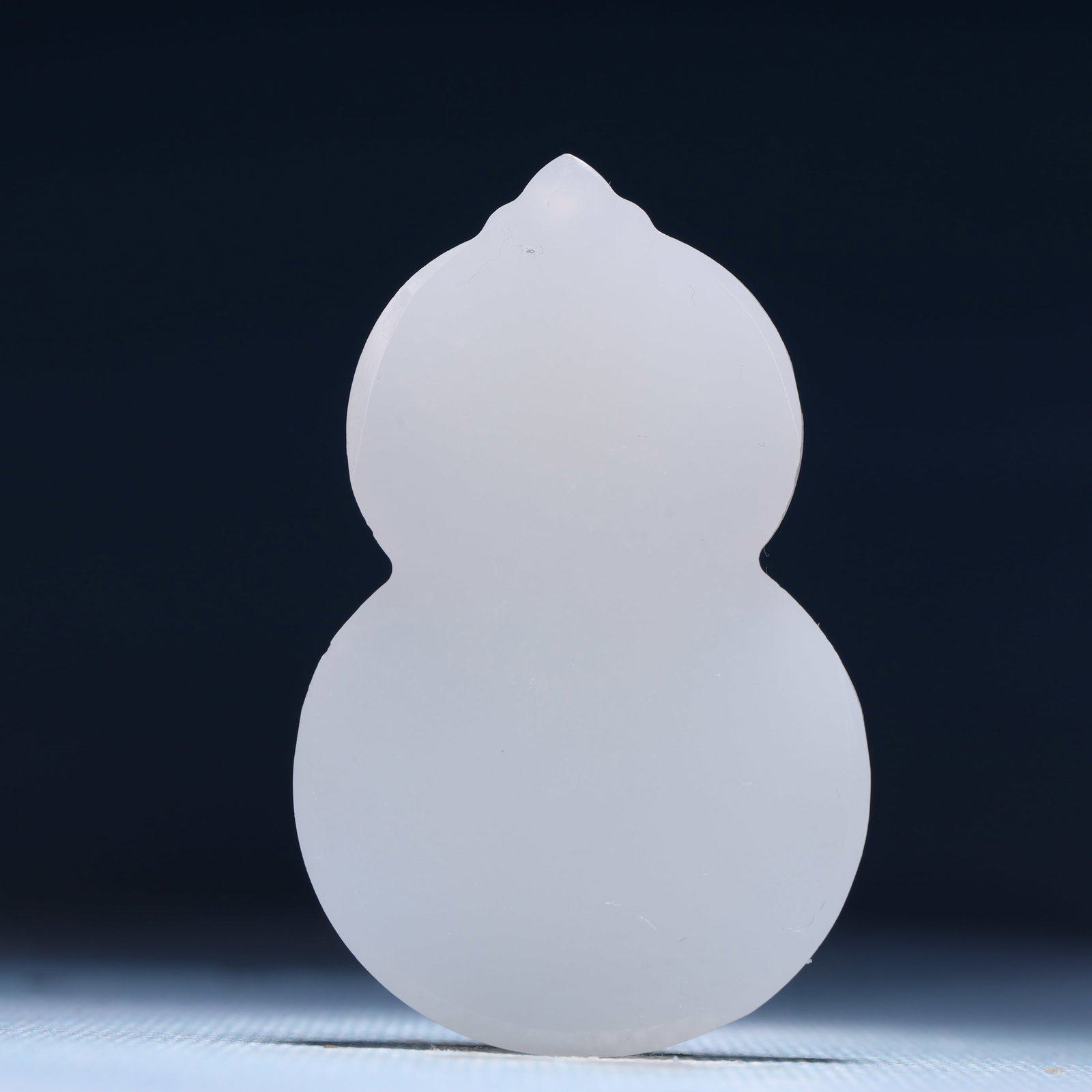 An Exquisite White Jade Trigram Pattern Pendant - 4