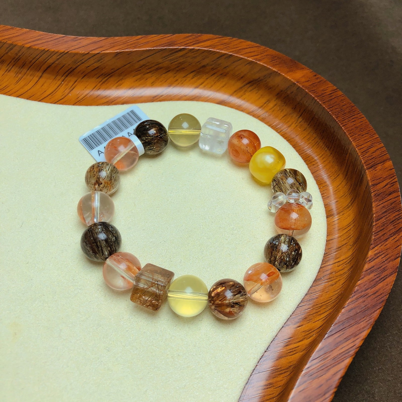 An Exquisite Crystal Bracelets: An Exquisite Crystal Bracelets,Size:0.5in,0.4inx0.4in,Weight:37.1g 水晶手串