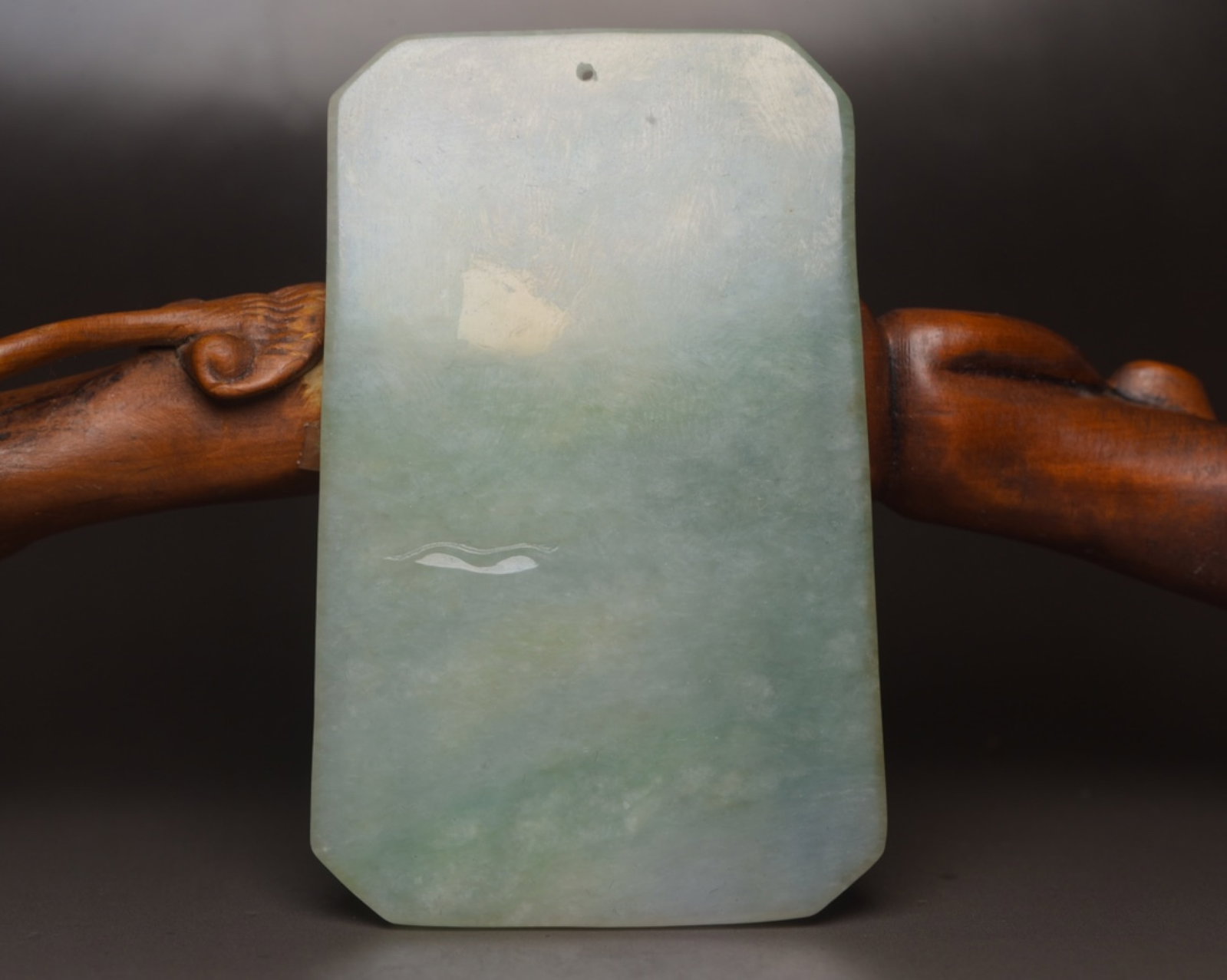 An Exquisite Jadeite Landscape Pattern Pendant - 2