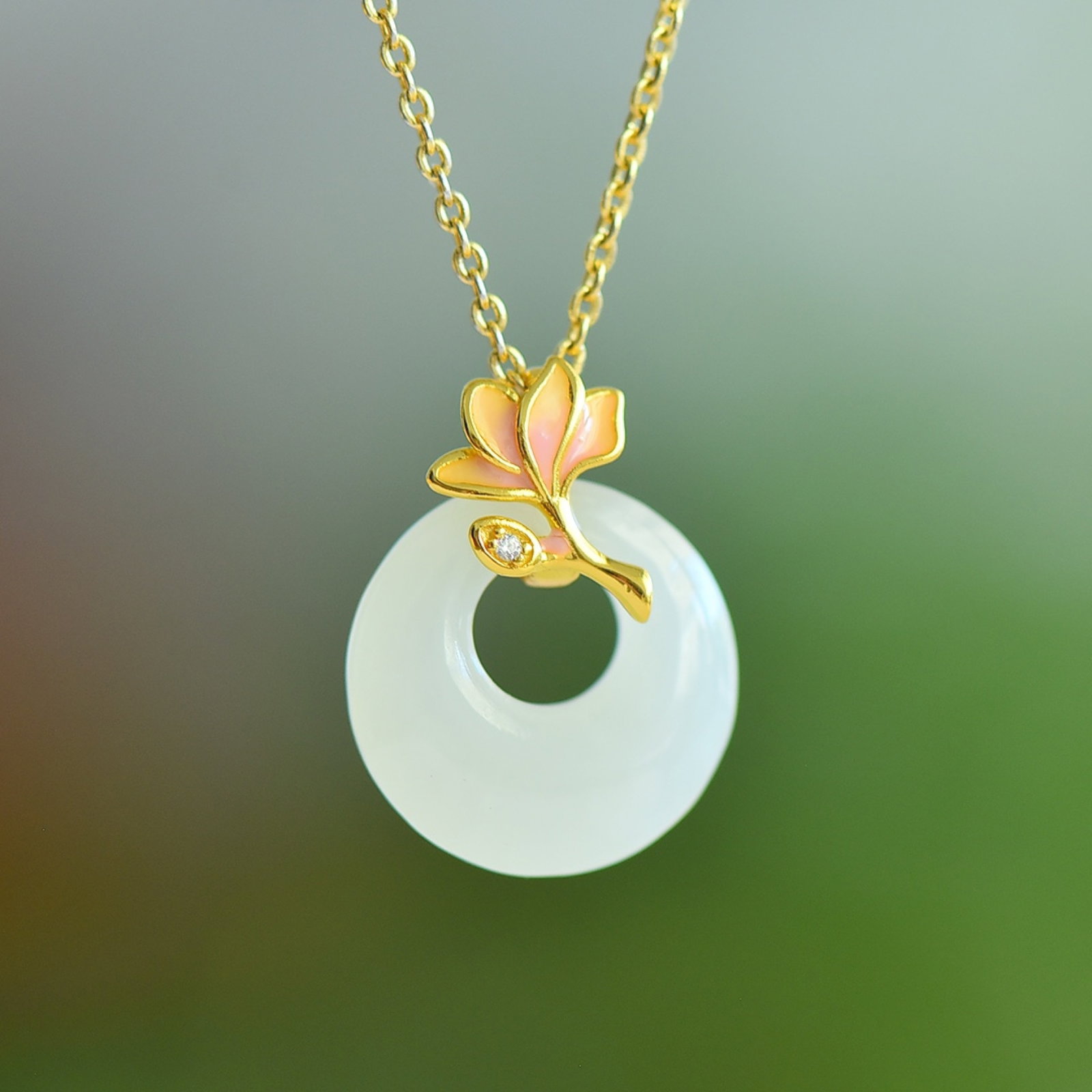 An Exquisite Sterling Silver-Gold Plated Inlaid White Jade Enamel Pendant: An Exquisite Sterling Silver-Gold Plated Inlaid White Jade Enamel Pendant, 纯银镀金镶白玉珐琅吊坠