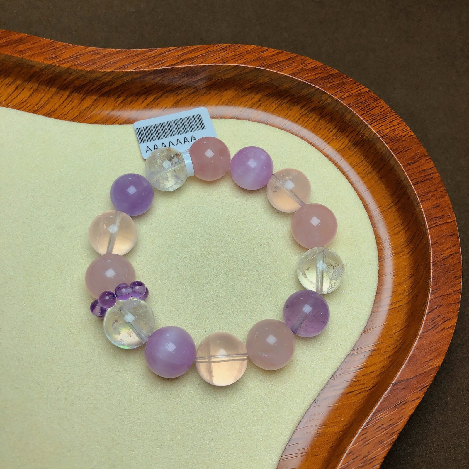 An Exquisite Crystal Bracelet: An Exquisite Crystal Bracelet,Size:0.5in,Weight:50.2g 水晶手串