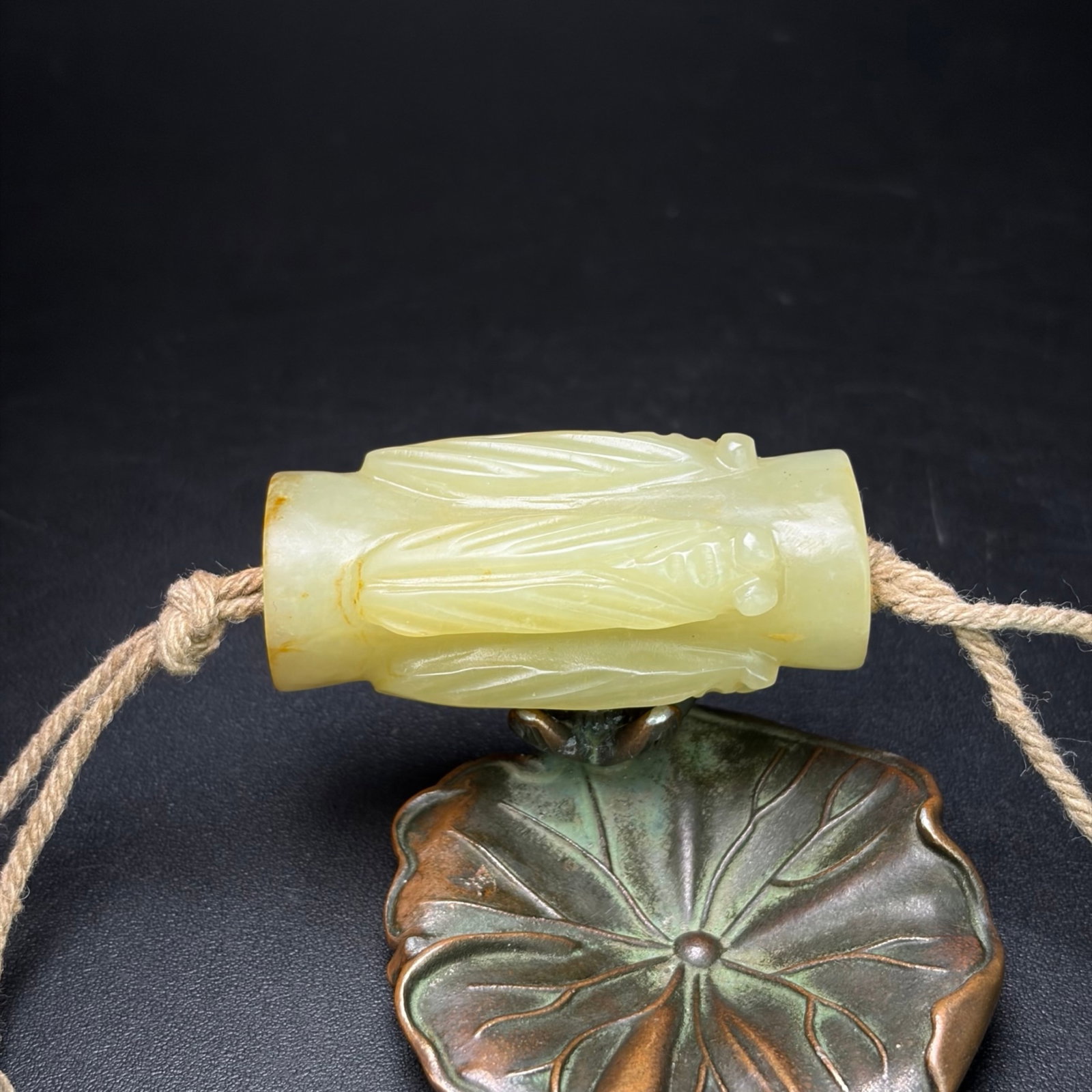 An Exquisite White Jade Cicada Pattern Pendant - 7