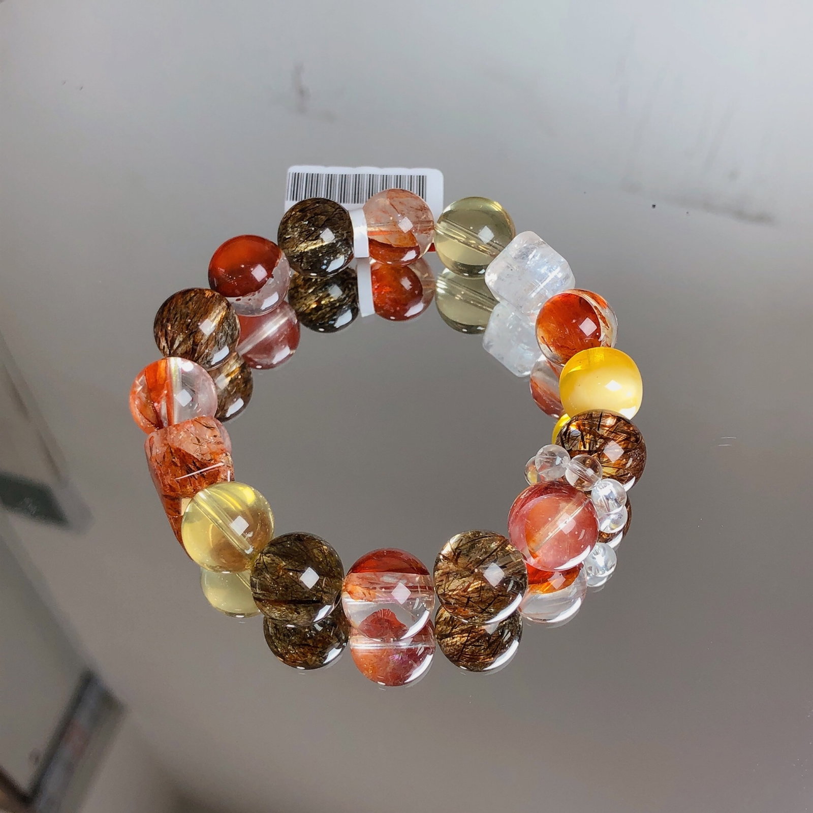An Exquisite Crystal Bracelet - 2