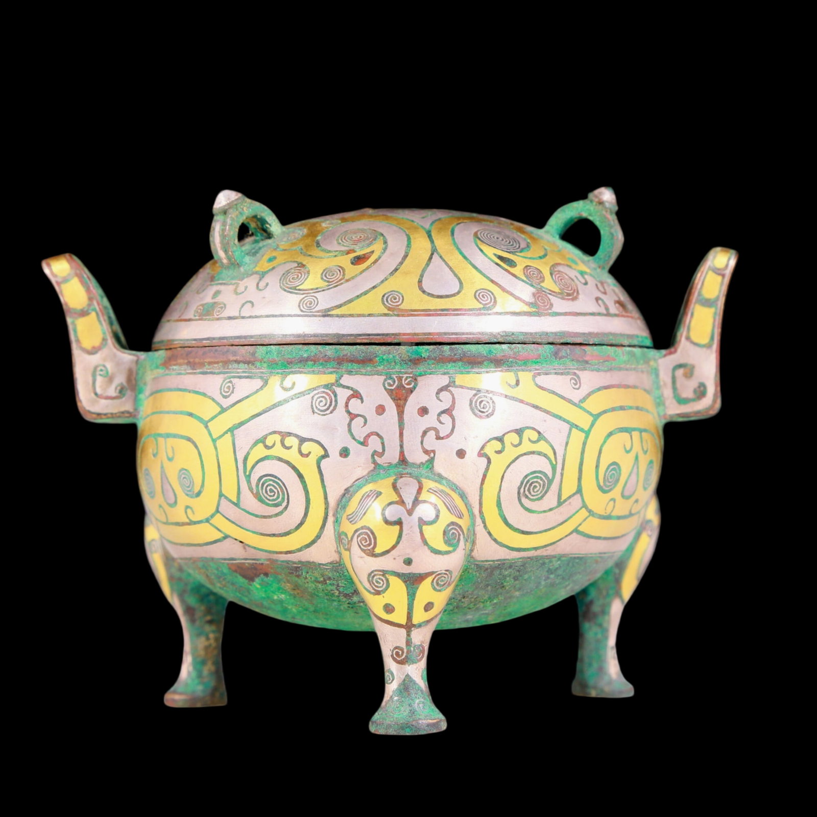 A precious bronze inlaid gold and silver double-eared tripod furnace with auspicious animal patterns: A precious bronze inlaid with gold and silver auspicious animal patterns with two ears and three legs, ancient times, Size: 4.5inx3.1inx3.5in, Weight: 590g 铜嵌金银瑞