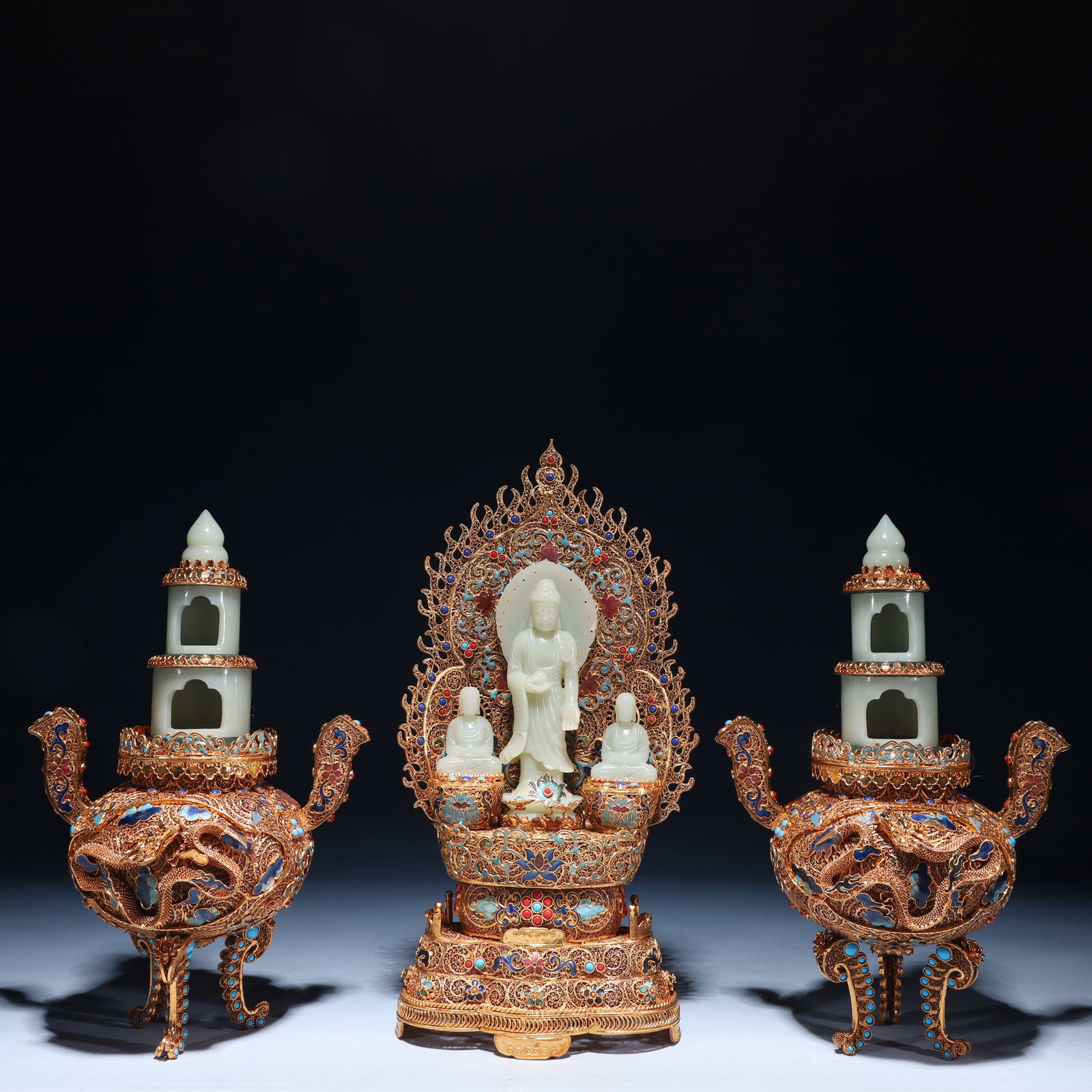 A Set of Fine Filigree and Gilding Inlaid White Jade Ornament, Inlaid Gems: A Set of Fine Filigree and Gilding Inlaid White Jade Ornament, Inlaid Gems, Qing Dynasty,China, Qianlong Four-character Mark, Size:6.7inx3.9inx14.2in,Weight:3900g