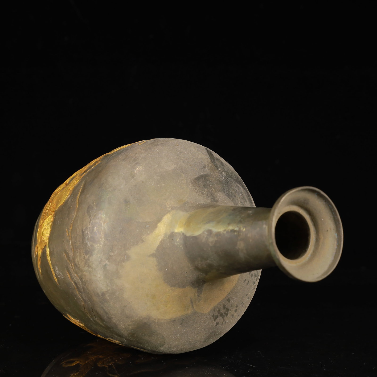 An Exquisite Gilt Silver Figure Pattern Vase - 13