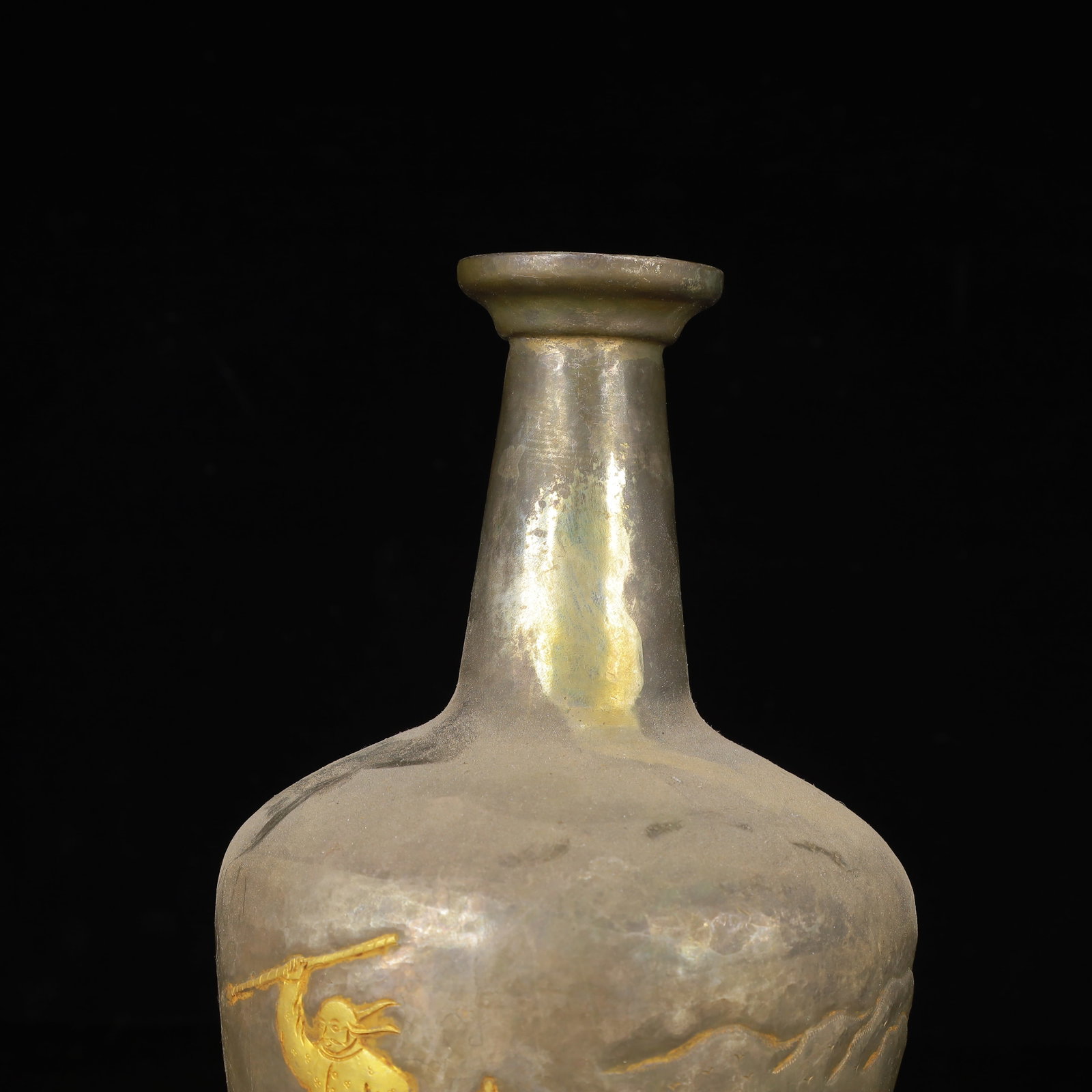 An Exquisite Gilt Silver Figure Pattern Vase - 2