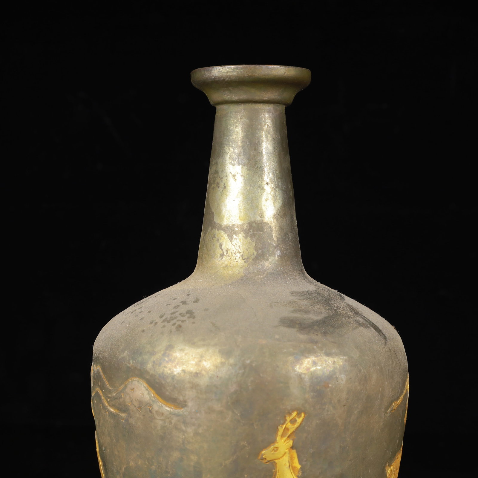 An Exquisite Gilt Silver Figure Pattern Vase - 8
