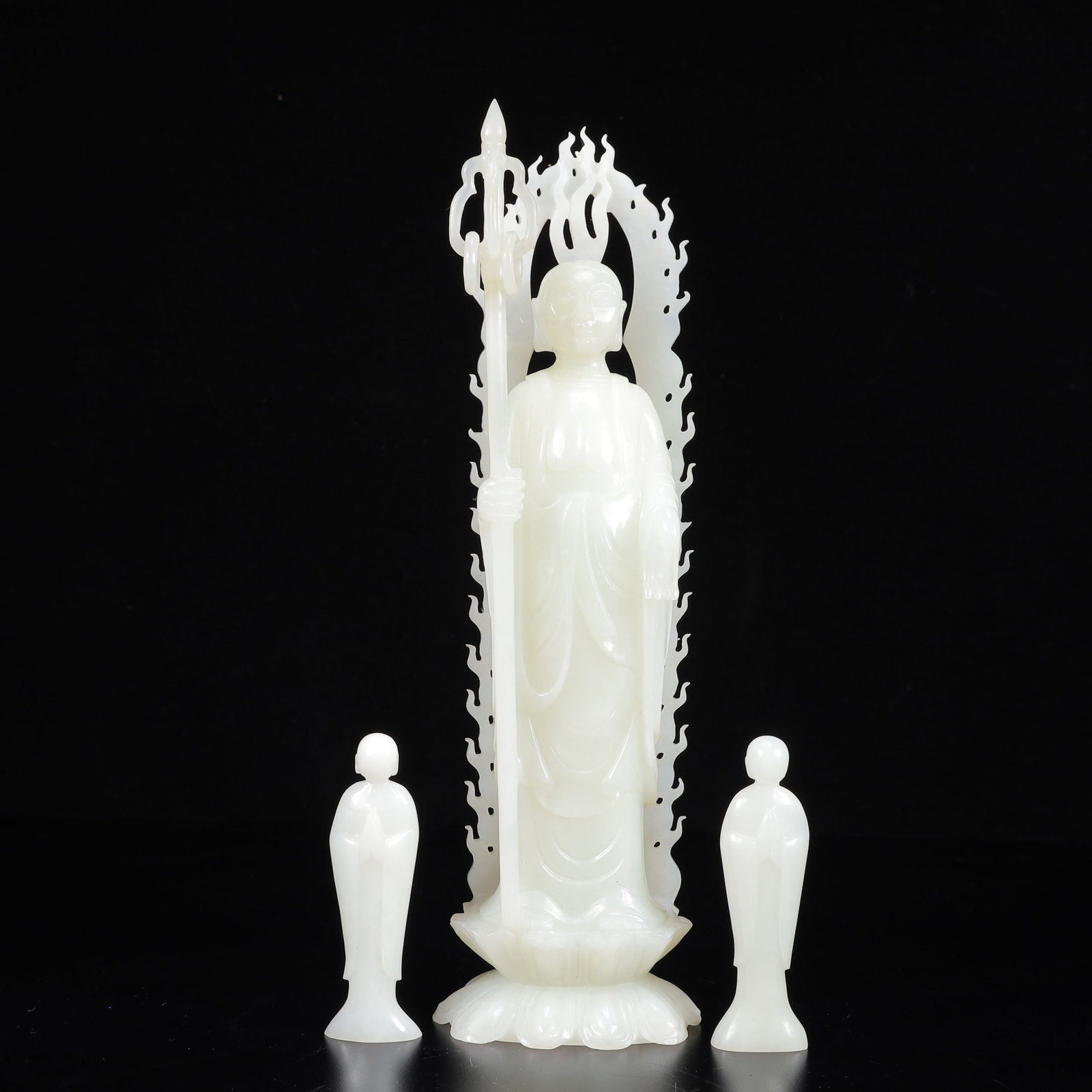 A Set of Fine White Jade Buddha Statues: A Set of Fine White Jade Buddha Statues,Qing Dynasty,China,Size:3.1inx2inx10.6in,Weight:1050g 一套白玉佛像,中国清代
