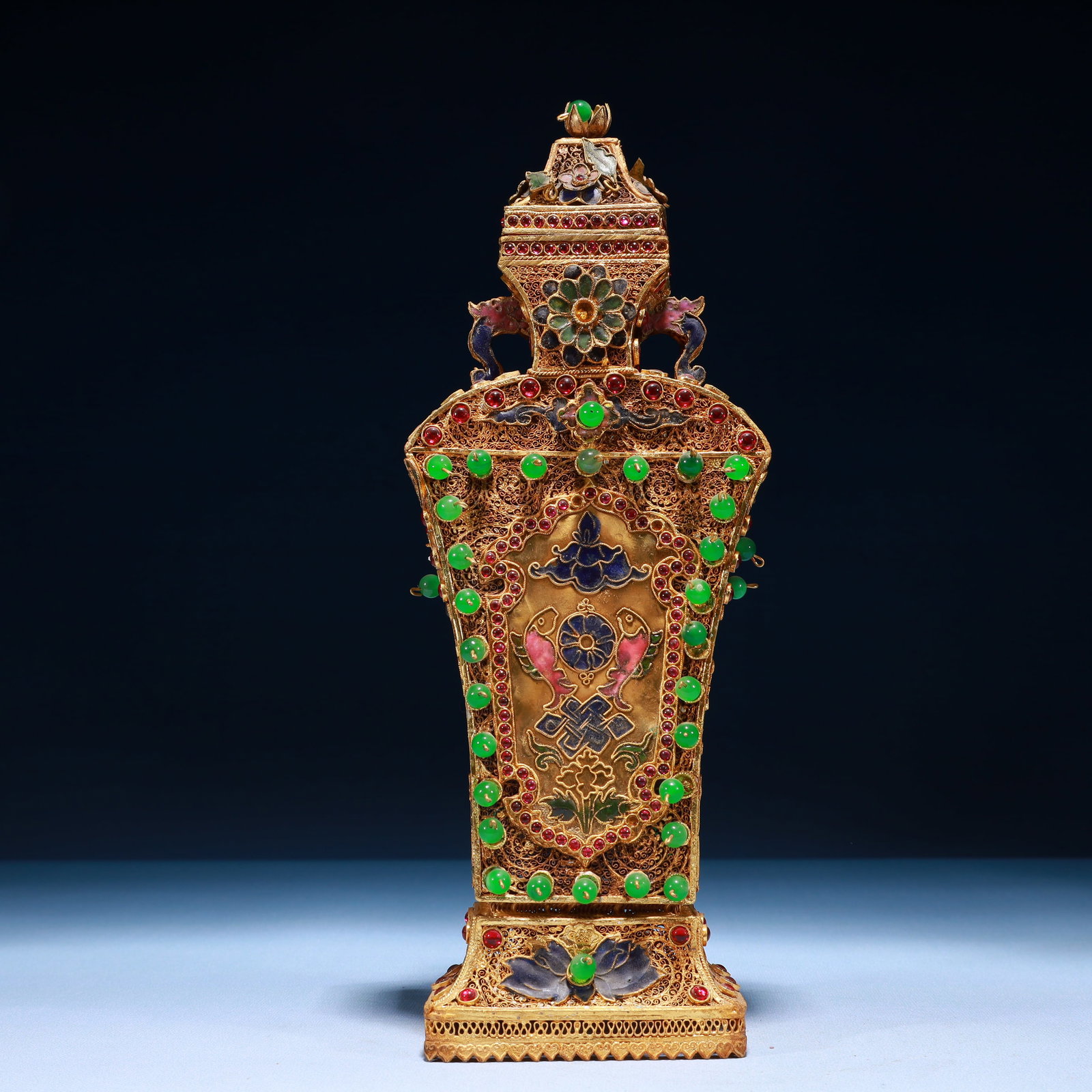 An Exquisite Filigree and Gilding Flower Pattern Double-Ears Bottle,Inlaid Jasper: An Exquisite Filigree and Gilding Flower Pattern Double-Ears Bottle,Inlaid Jasper,Qing Dynasty,China,Qianlong Four-character Mark,Size:4.7inx2.8inx12.6in,Weight:800g 掐丝鎏金&#