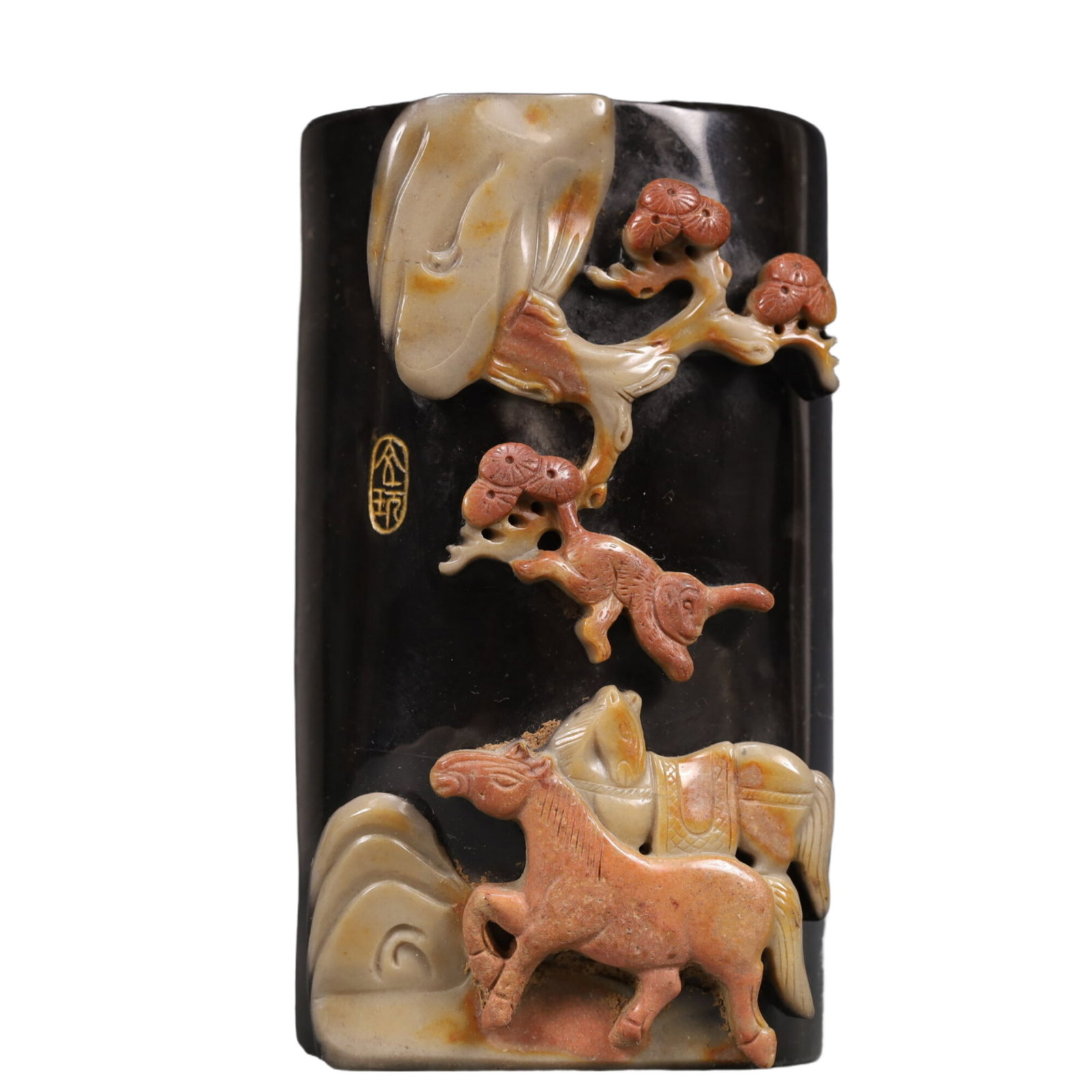 An Exquisite Agate Auspicious Beast Pattern Cup: An Exquisite Agate Auspicious Beast Pattern Cup,Qing Dynasty, China,With Mark,Size:2.4inx3.7in Weight:300g