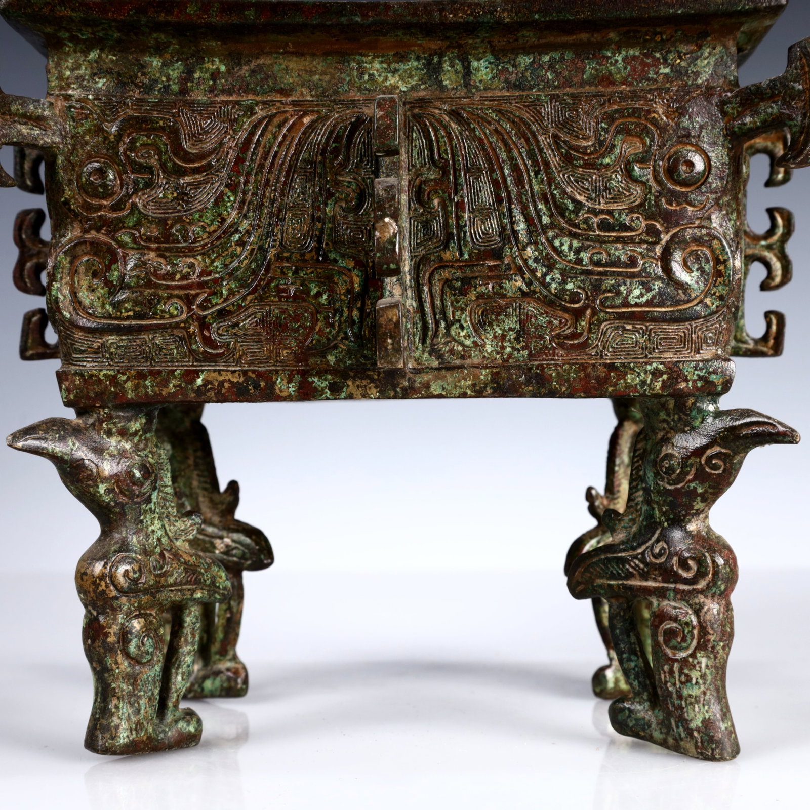 A Rare Bronze Elephant Pattern Ding - 11