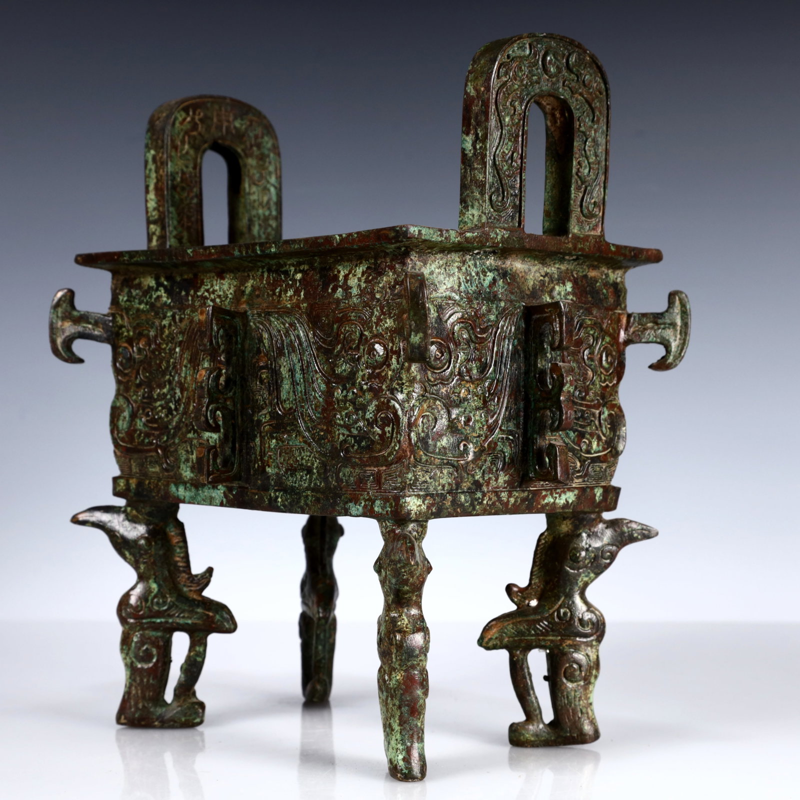 A Rare Bronze Elephant Pattern Ding - 5