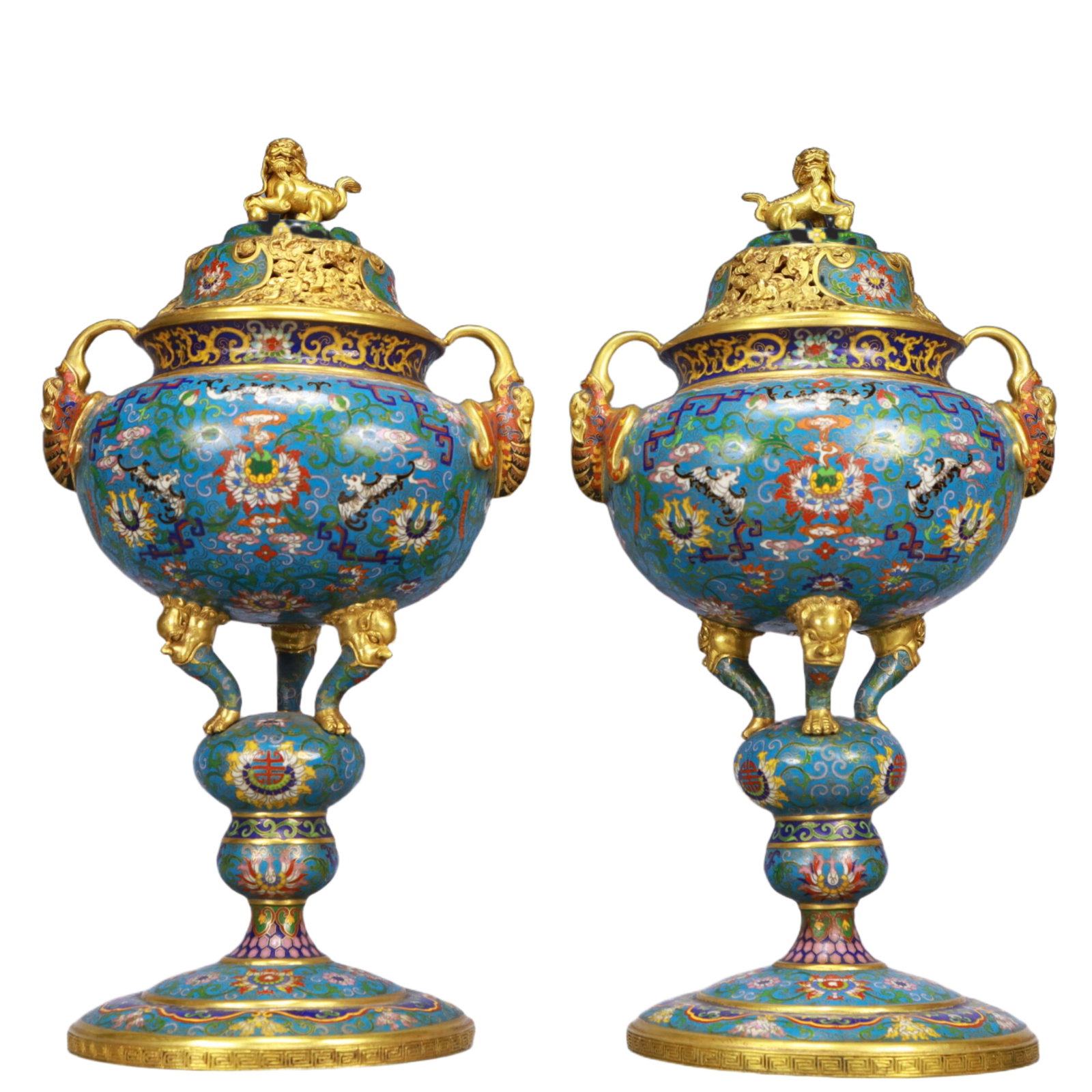 A Pair of Huge Cloisonne Lotus Pattern Bats-Ears Tripod Censer, With Lion Cover: A Pair of Huge Cloisonne Lotus Pattern Bats-Ears Tripod Censer, With Lion Cover, Qing Dynasty, China, Qianlong Four-character Mark, Size:10.2inx8.7inx19.7in, Weight:20550g
