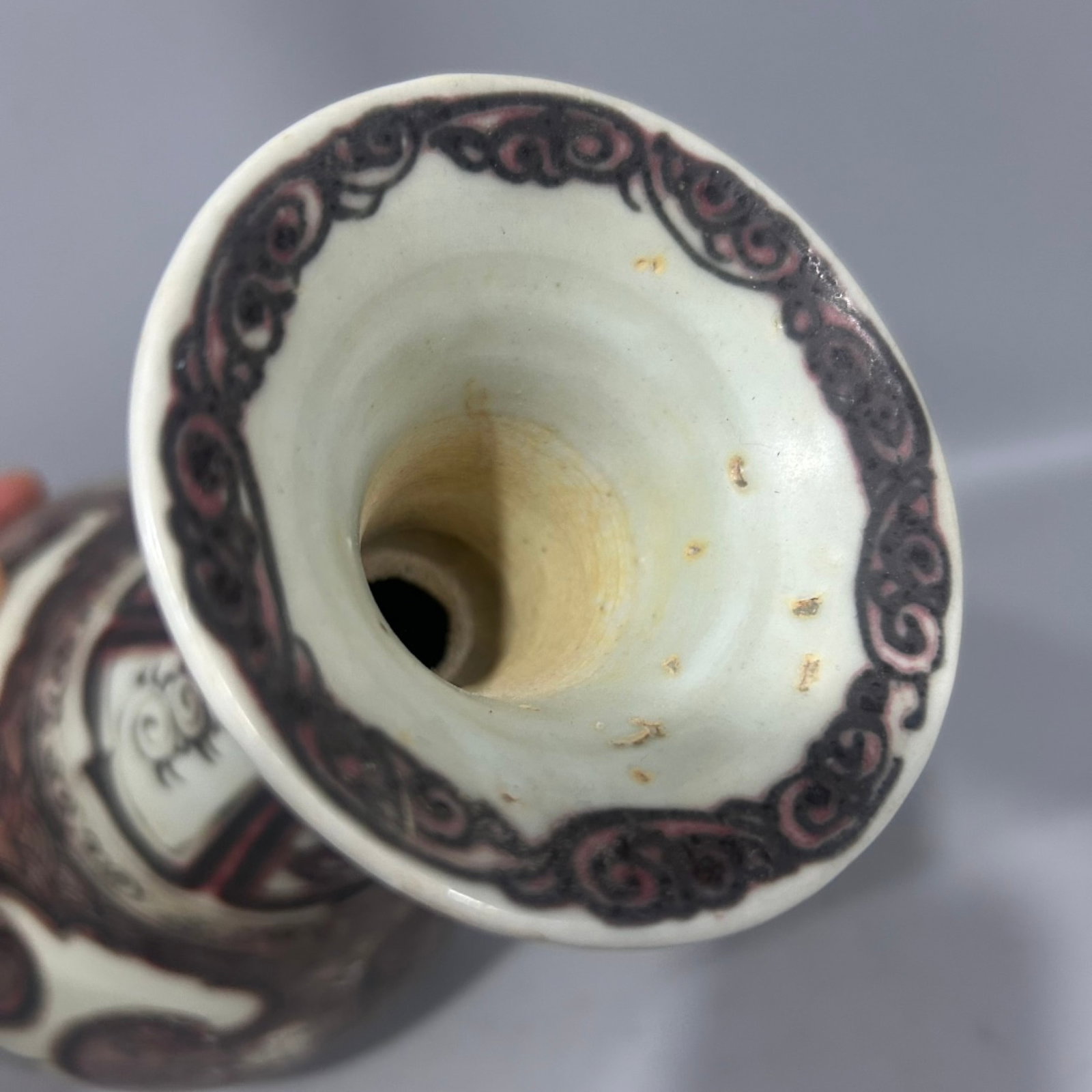 An Exquisite Underglaze-Red Seawater Pattern Vase - 4
