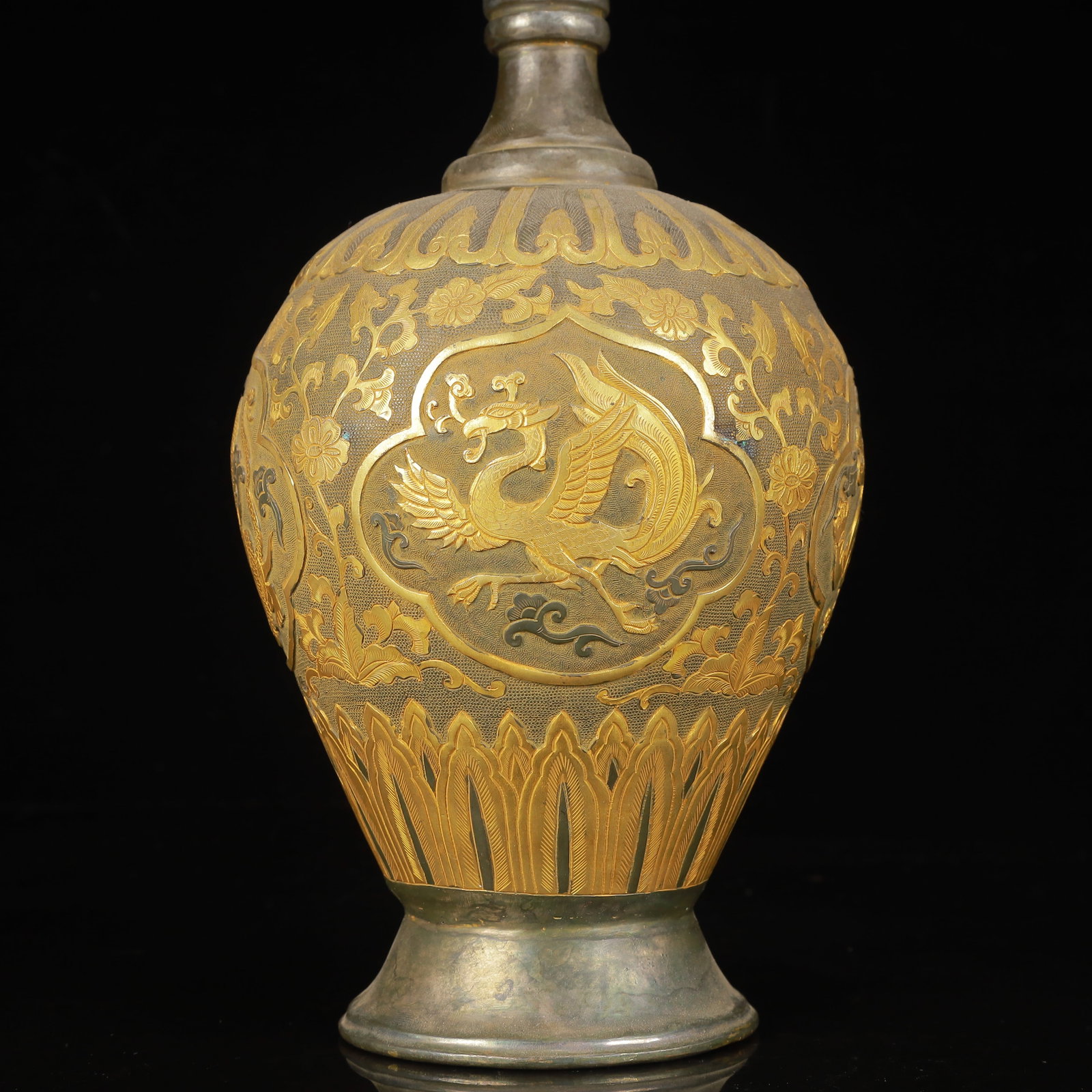 An Exquisite Gilt Silver Auspicious Beast Pattern Vase - 6
