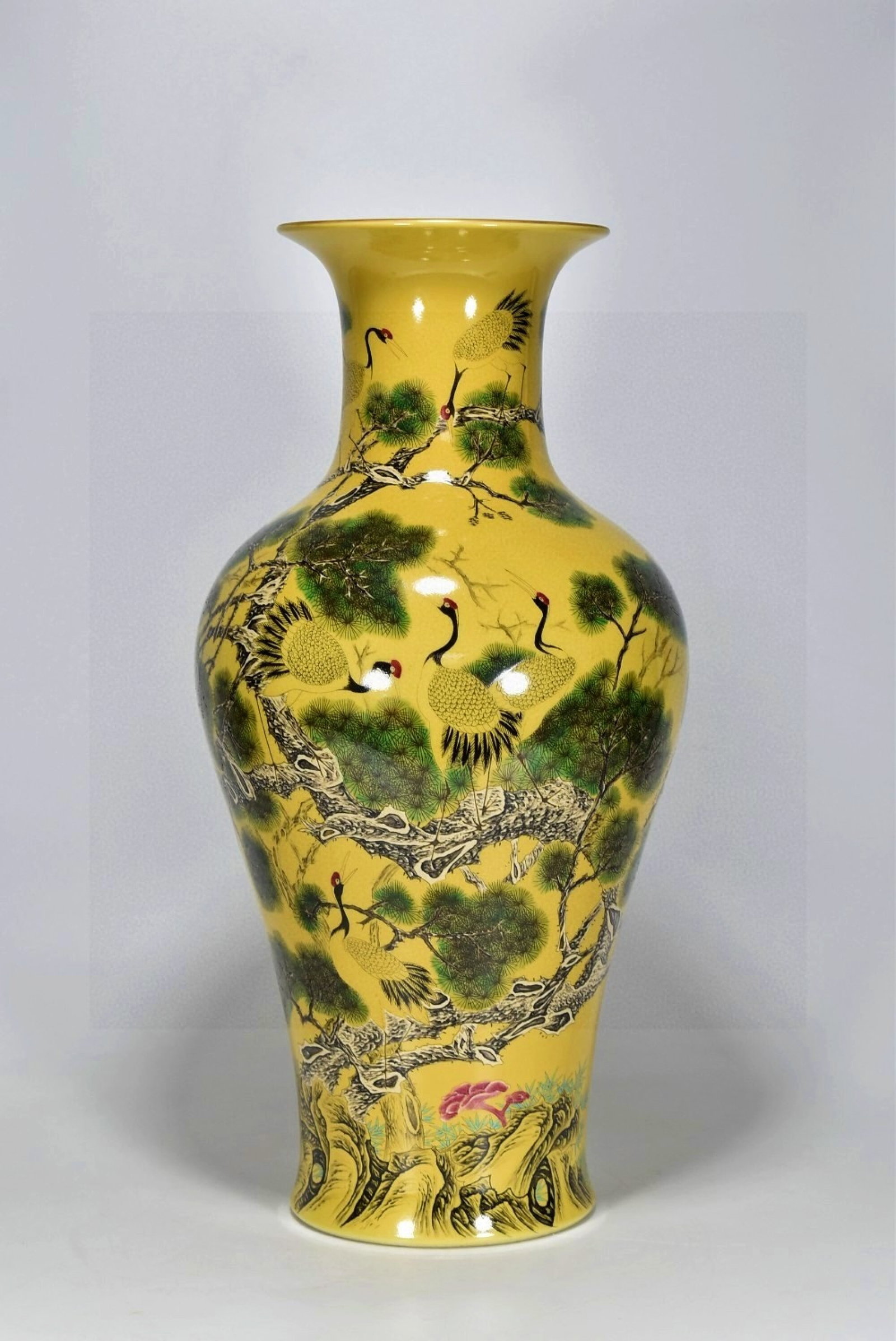 A Huge Yellow Glazed Gilt Pine and Crane Pattern Vase,with poem: A Huge Yellow Glazed Gilt Pine and Crane Pattern Vase,with poem,Qing Dynasty,China,Qianlong Six-character Mark,Size:18.1inx8.7in