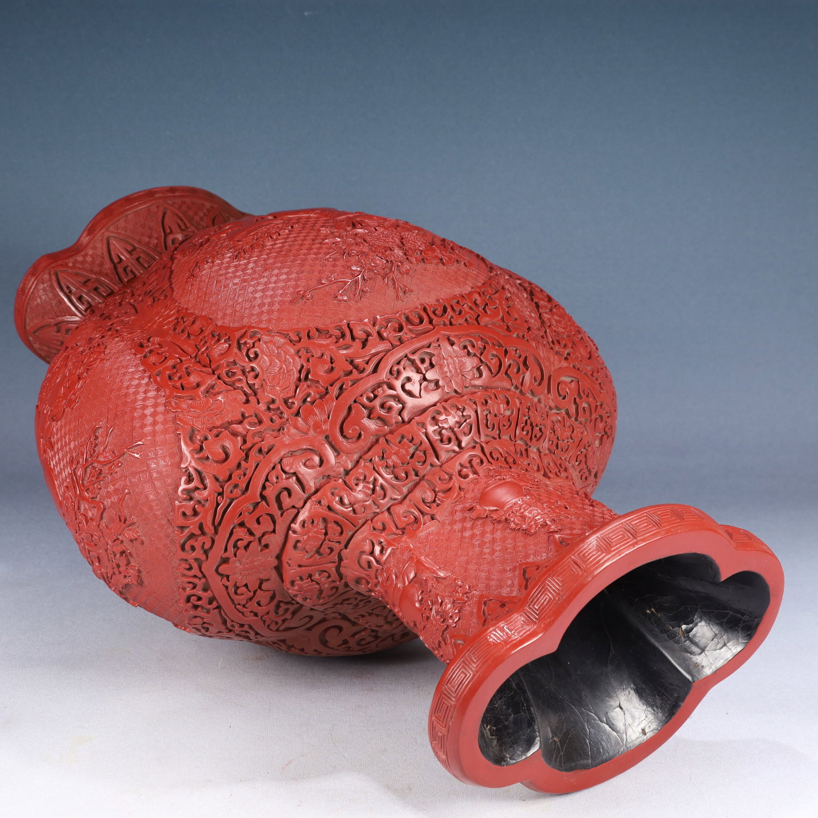 A Huge Carved Red Lacquer Flower Pattern Vase - 11