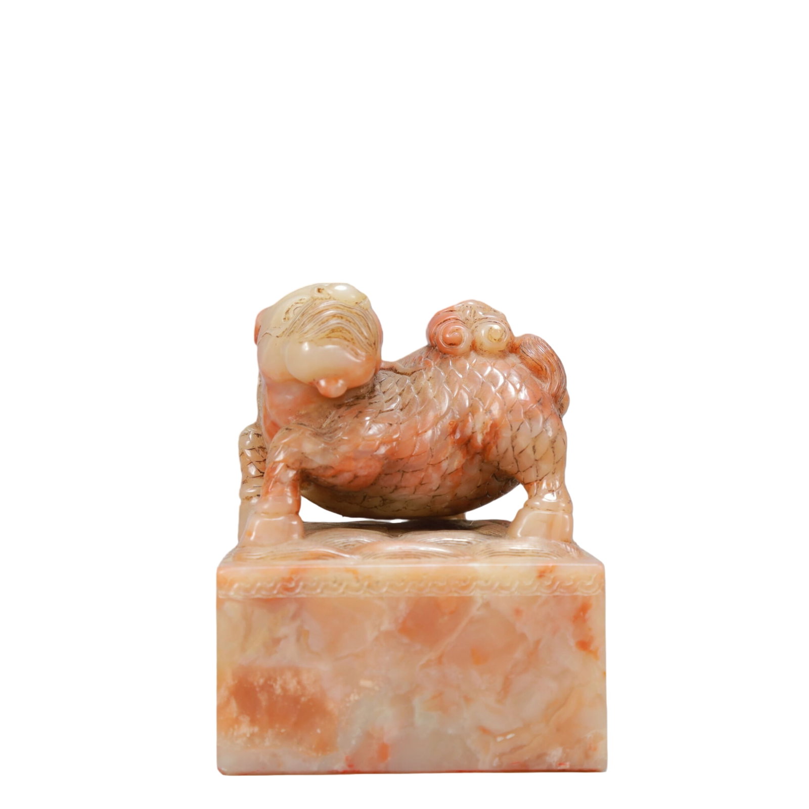 An Exquisite Shoushan Stone Kylin Seal: An Exquisite Shoushan Stone Kylin Seal,Qing Dynasty,China,Size:2.6inx2.2inx3.3in,Weight:550g 寿山石麒麟印章,中国清代