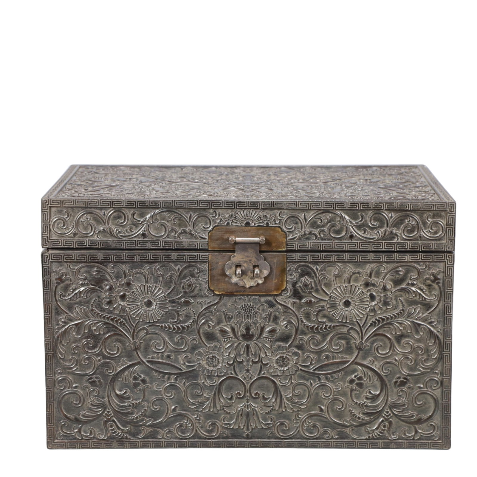 A Huge Zitanwood Lotus Pattern Box: A Huge Zitanwood Lotus Pattern Box,Qing Dynasty, China,Size:16.3inx10.6inx10.2in,Weight:6800g 紫檀木缠枝莲纹箱,中国清代