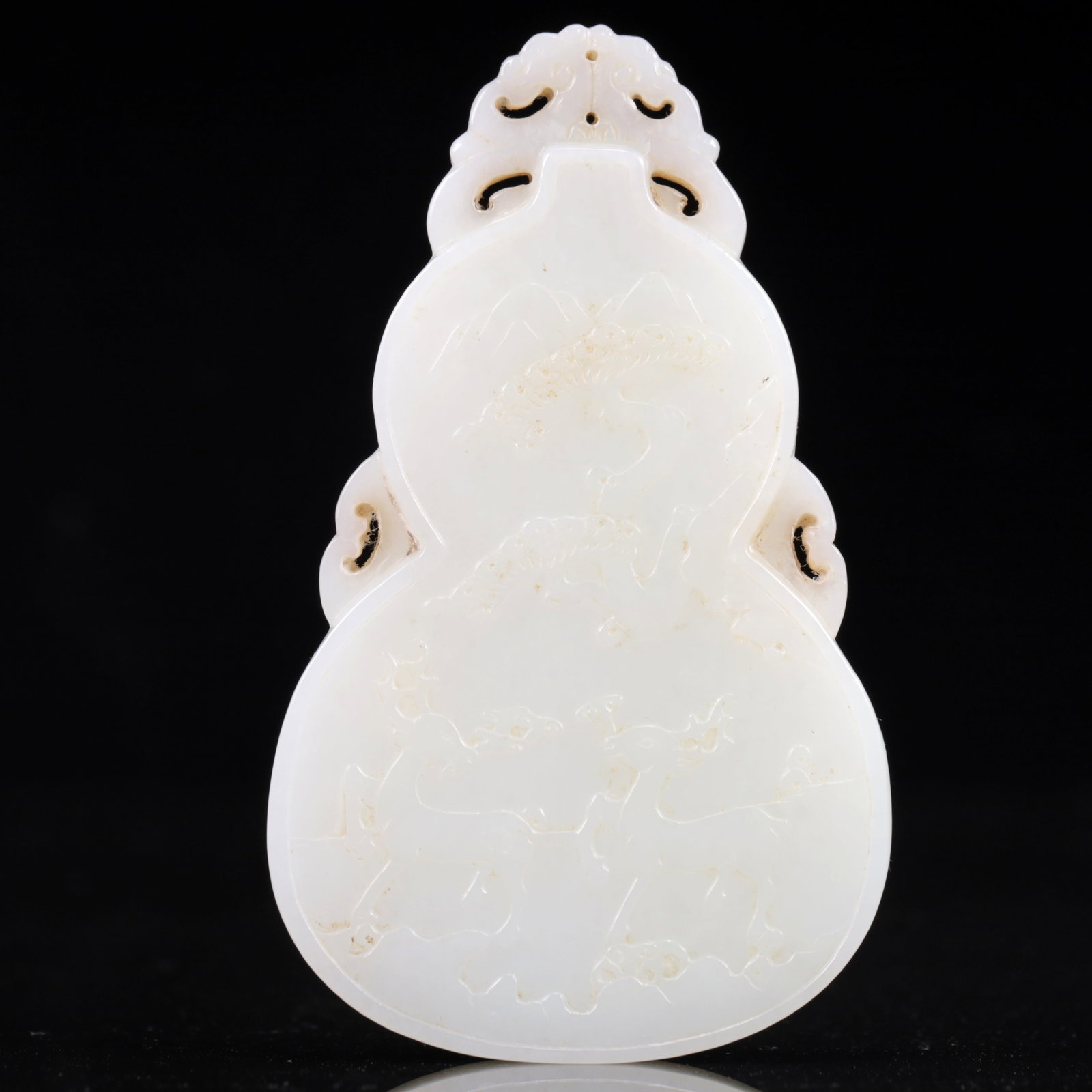 An Exquisite White Jade Figure Pattern Pendant - 7