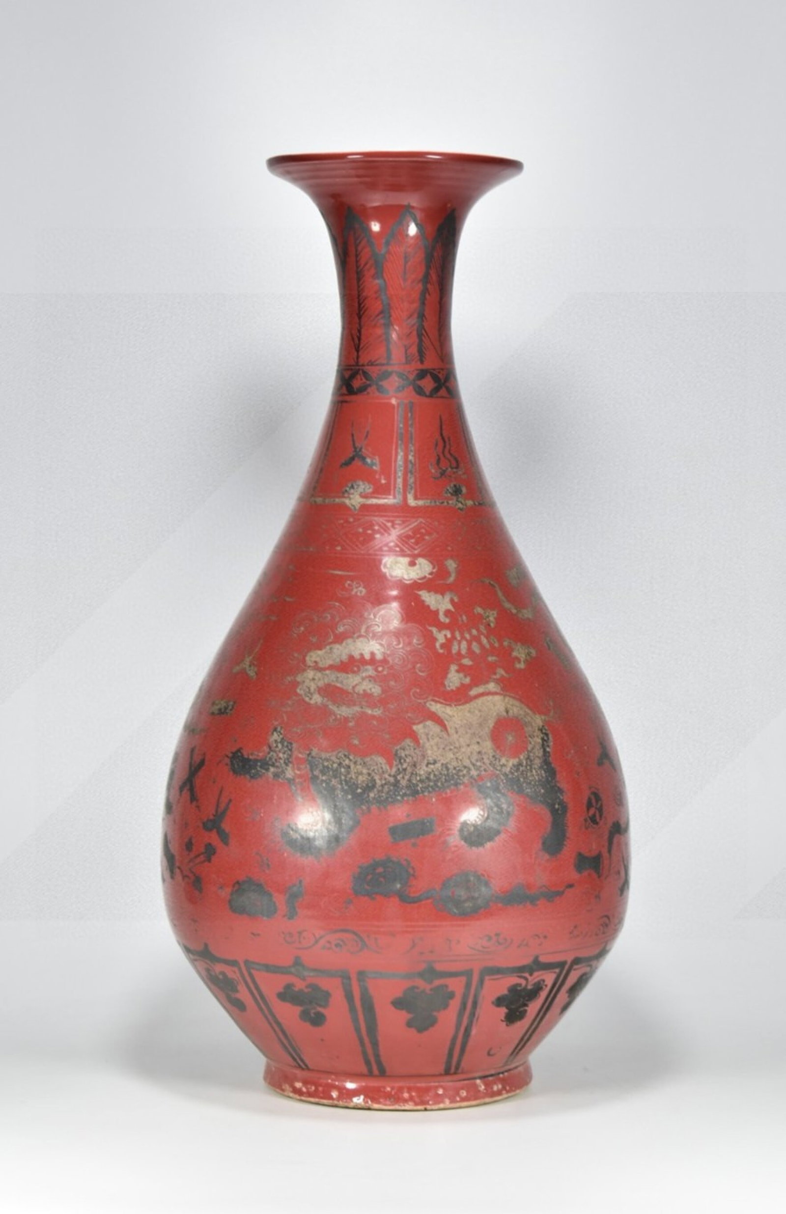A Huge Red Glazed Painted Silver Lion Pattern Vase - 4