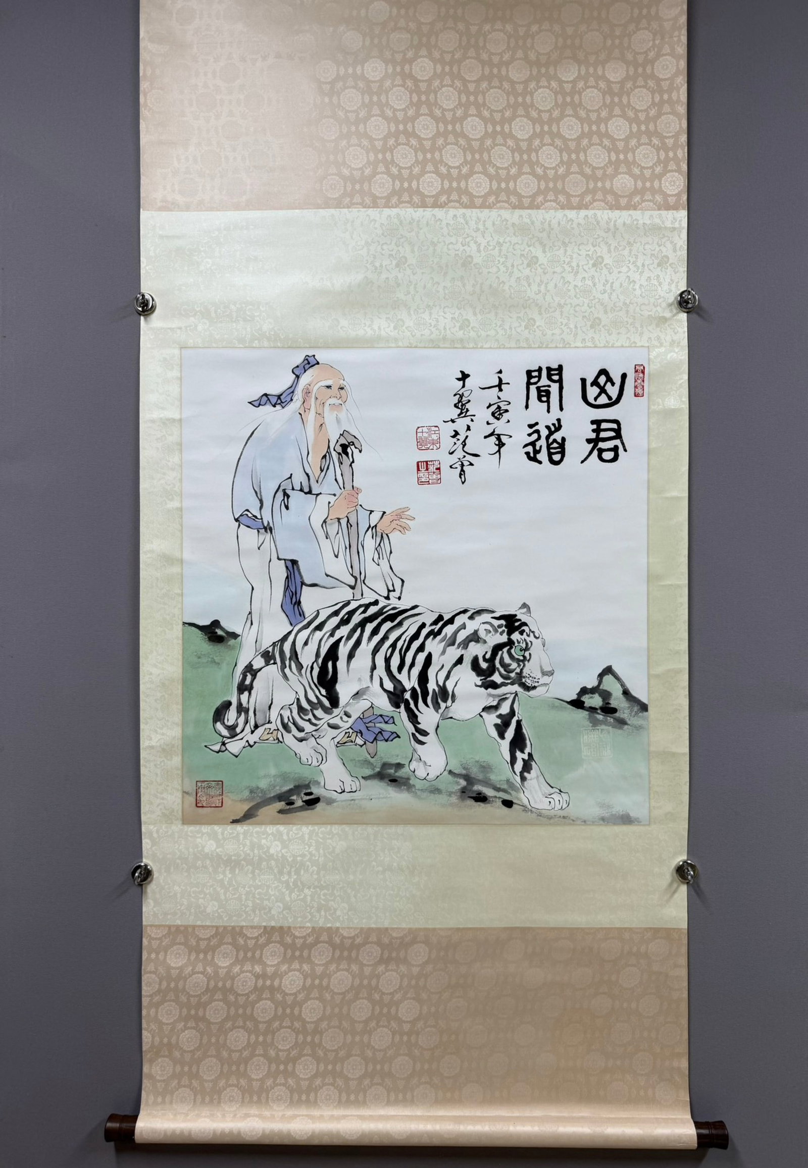A Chinese Vertical Scroll Ink Painting of Figure and Tiger on Paper,Fan Zeng: A Chinese Vertical Scroll Ink Painting of Figure and Tiger on Paper,Fan Zeng,Size:26.8inx26.8in 一幅中国水墨人物老虎图立轴