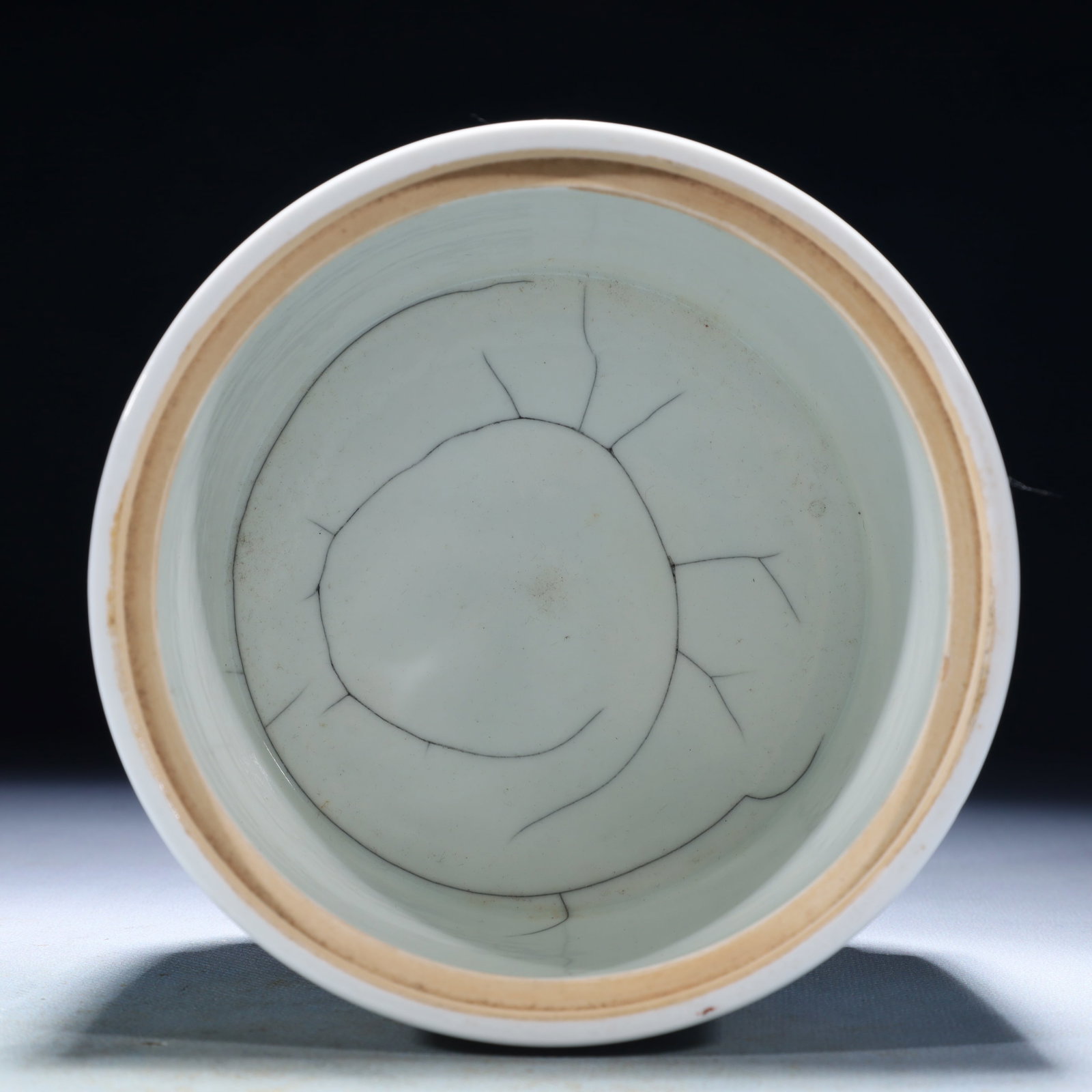 An Exquisite Doucai Seawater Pattern Jar - 7