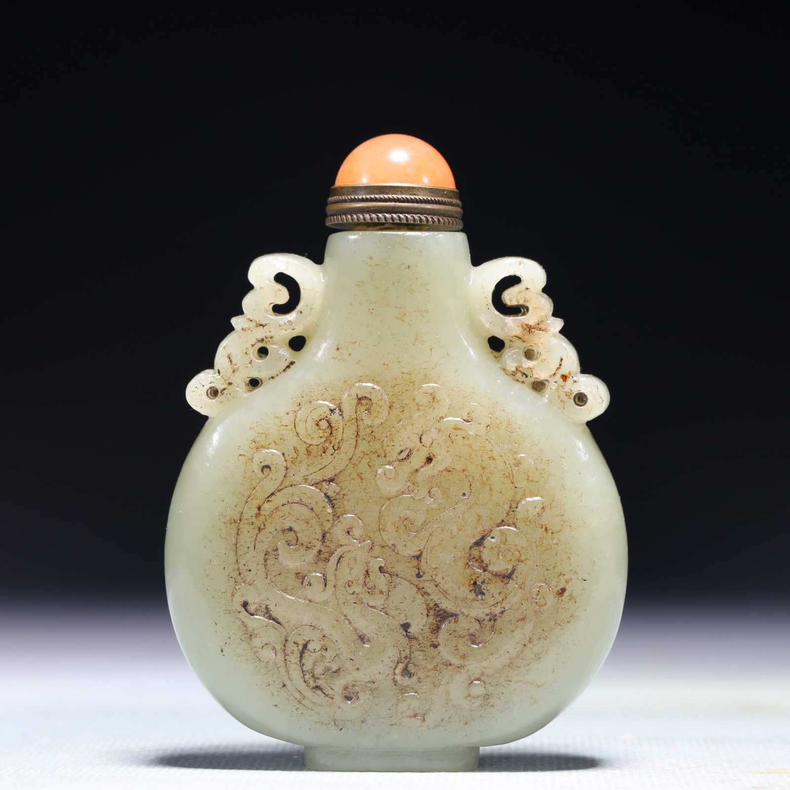 An Exquisite White Jade Dragon Pattern Double-Ears Snuff Bottle (1 of 6)