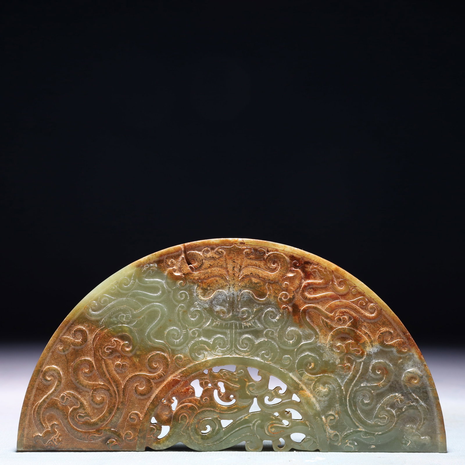 An Exquisite Green Jade Beast-Face Pattern Ornament: An Exquisite Green Jade Beast-Face Pattern Ornament,Qing Dynasty,China,Size:7.3inx3.5in,Weight:216.9g 青玉兽面纹摆件,中国清代