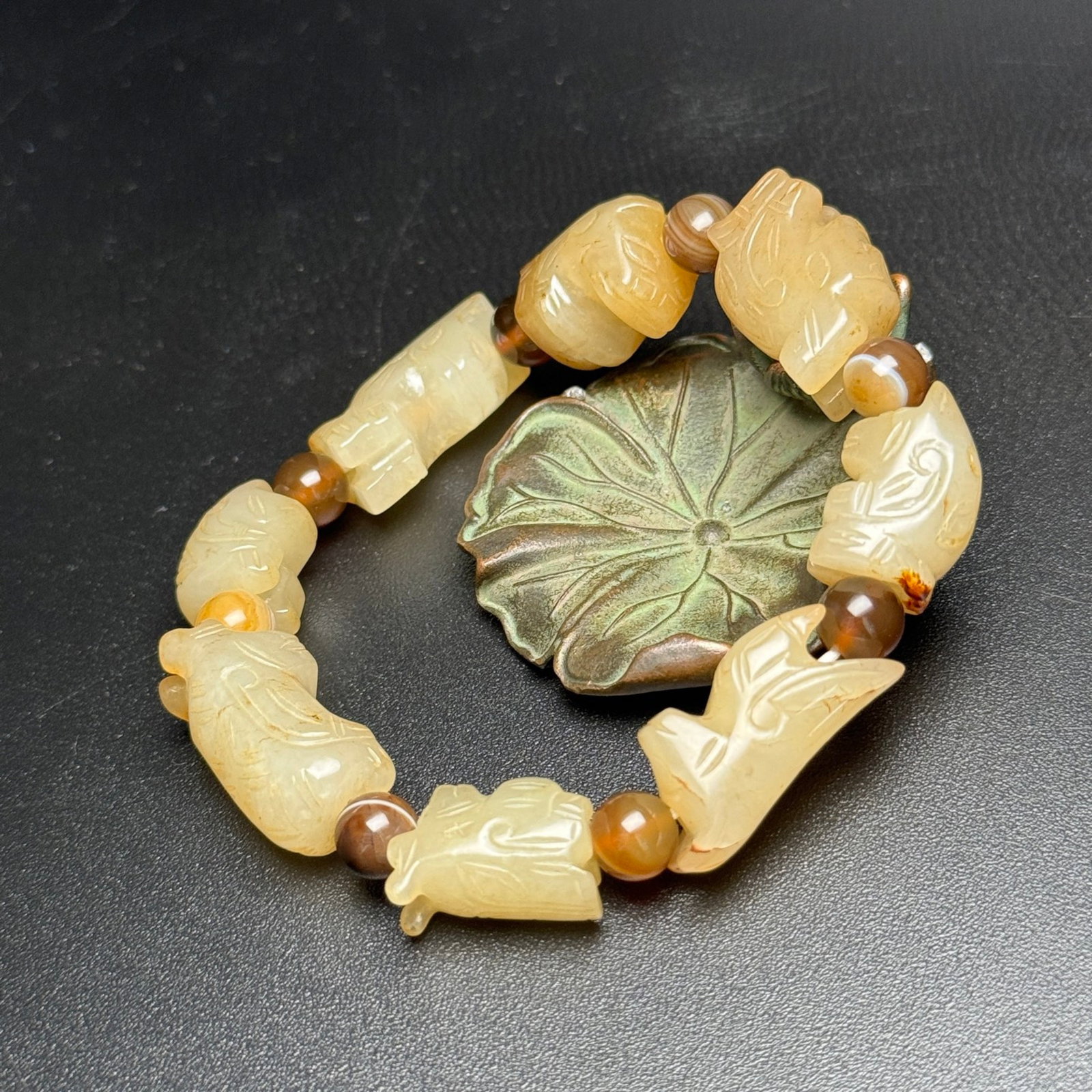 An Exquisite White Jade Bracelets - 4