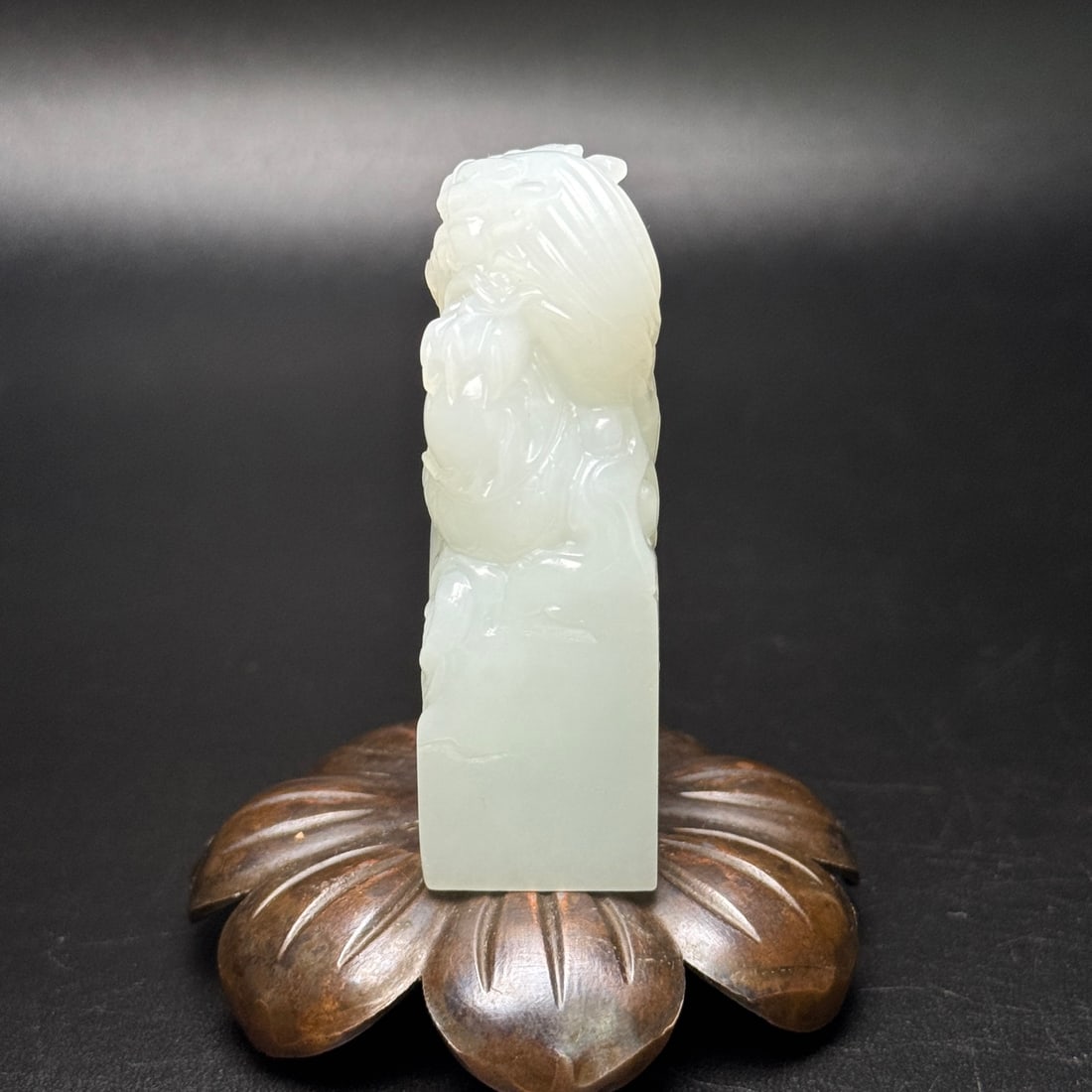 An Exquisite White Jade Dragon Pattern Seal - 4