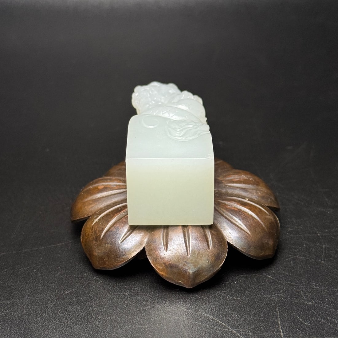 An Exquisite White Jade Dragon Pattern Seal - 6
