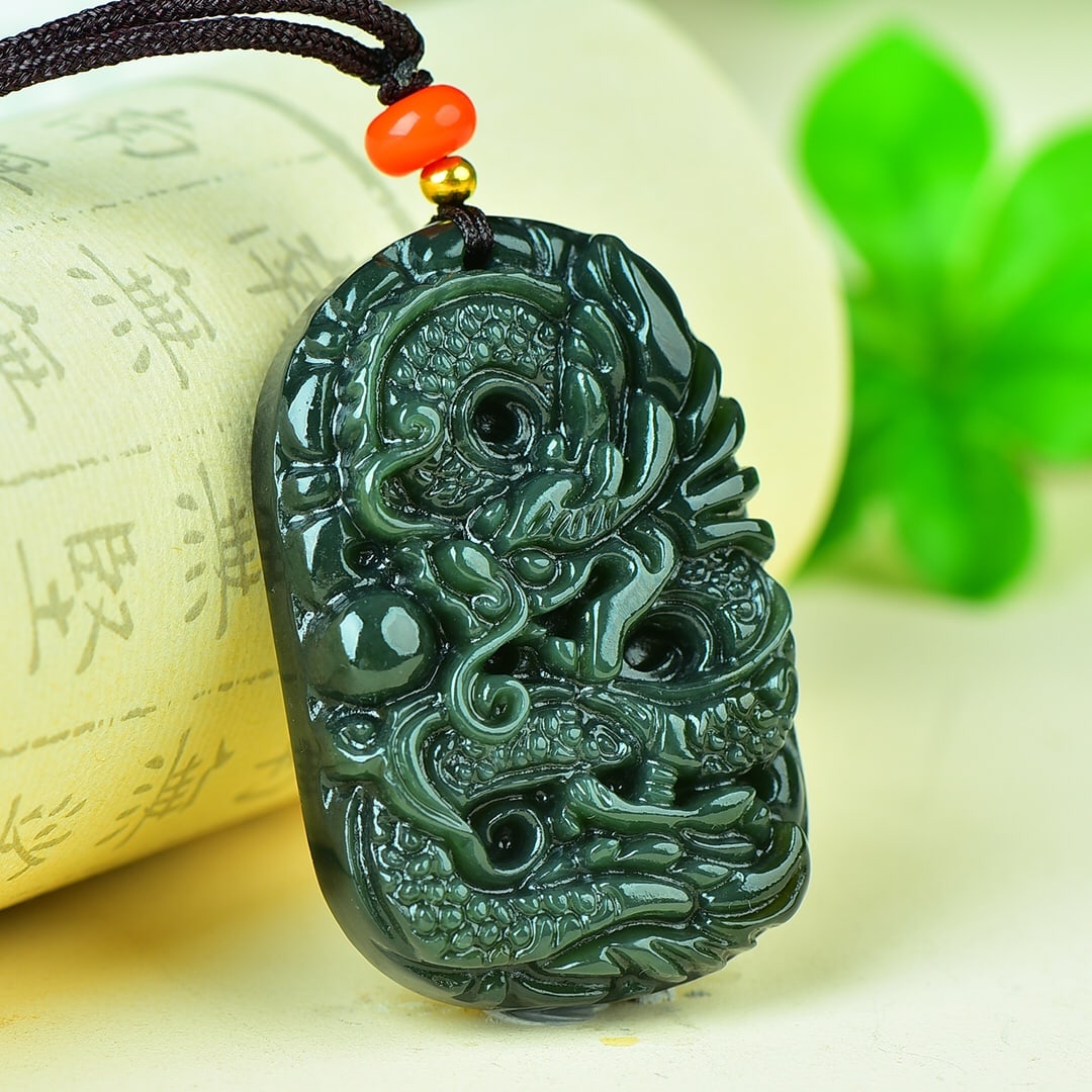 An Exquisite Sapphire Dragon Pattern Pendant - 3