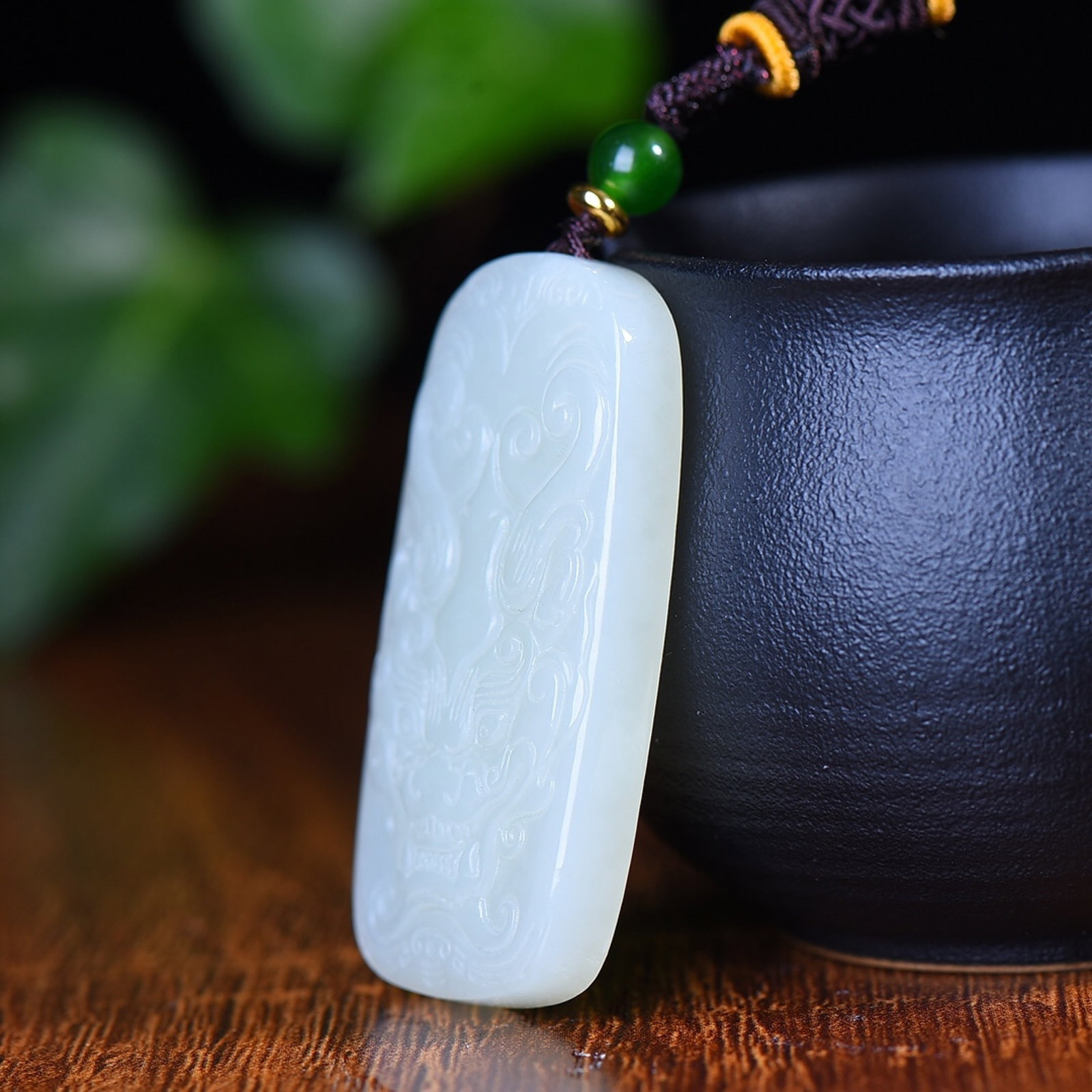 An Exquisite White Jade Beast-Face Pattern Pendant - 3