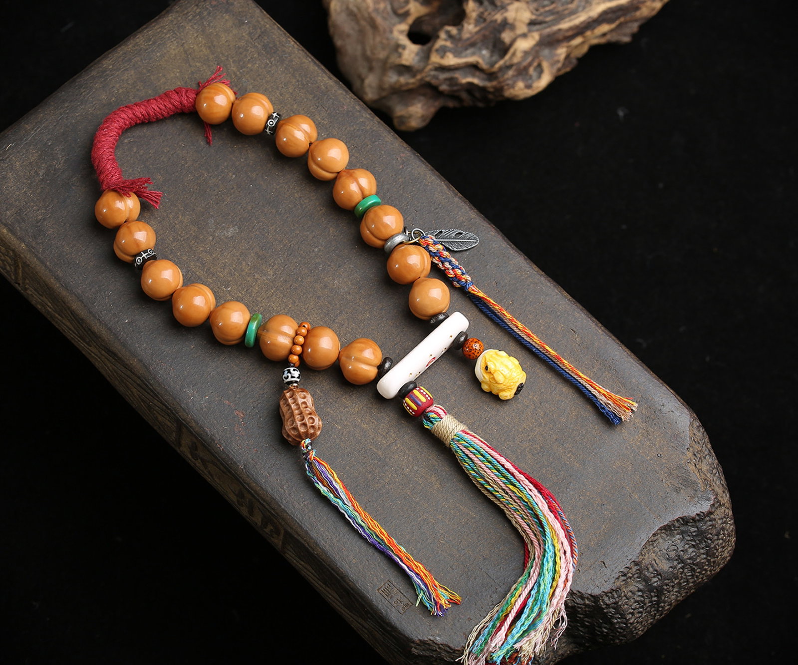 An Exquisite Bodhi Bracelets - 2