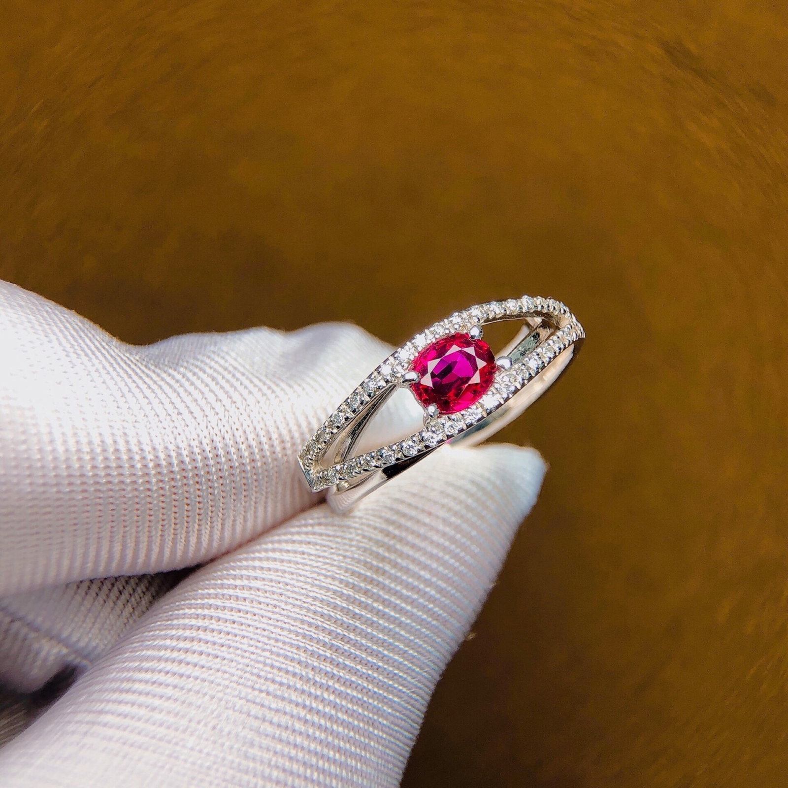 0.52Ctw Sterling Silver Inlaid Natural Ruby Ring - 2