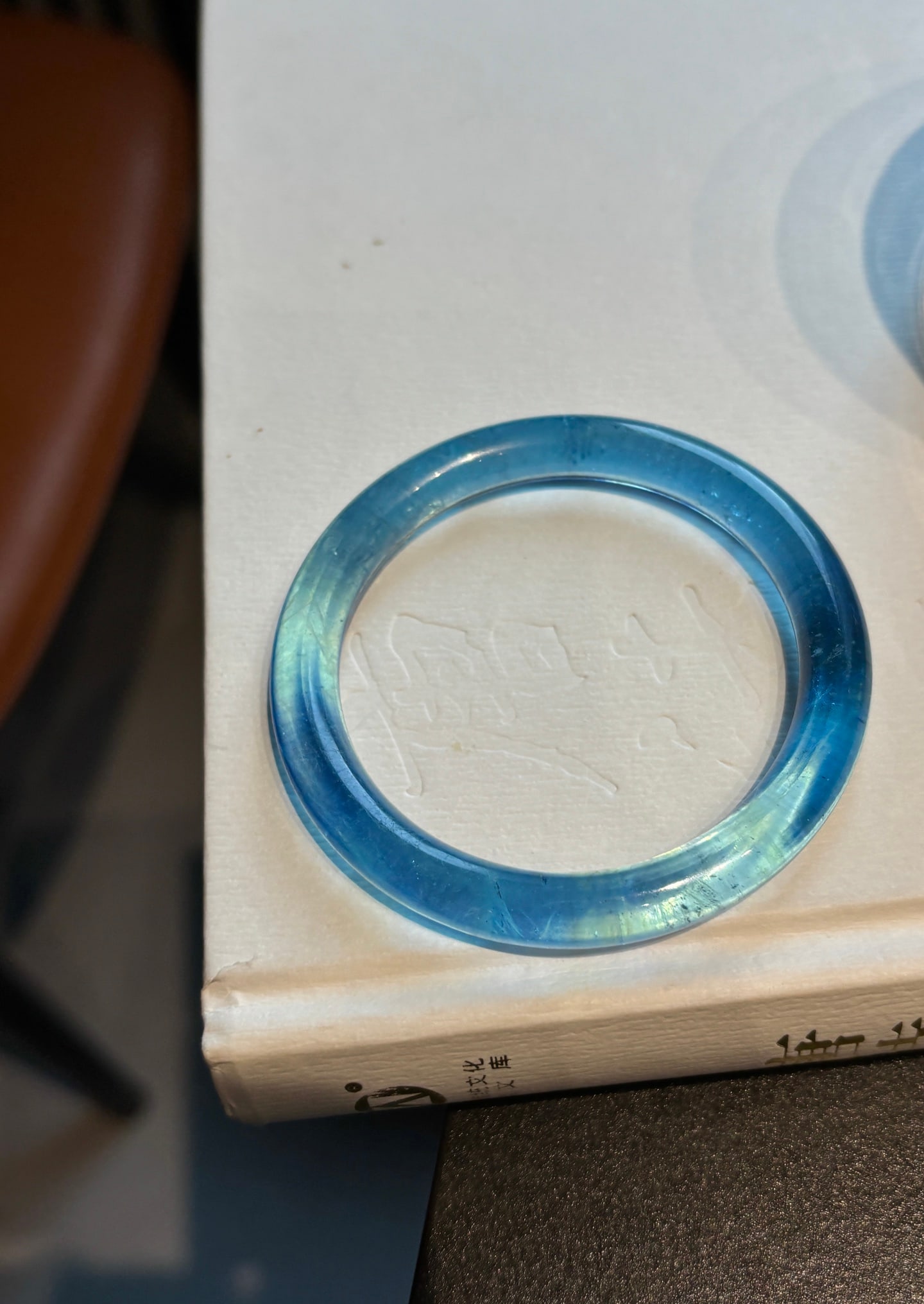 An Exquisite Aquamarine Bracelets: An Exquisite Aquamarine Bracelets,Size:52mmx8.2mmx8.2mm,Weight:25.4g 海蓝宝手镯