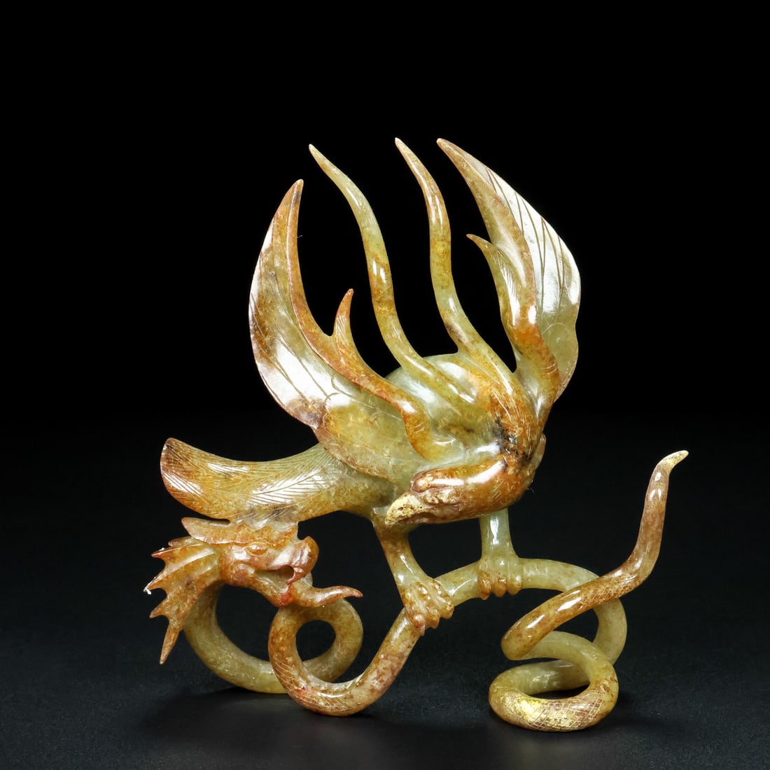 An Exquisite White Jade Dragon and Phoenix Ornament: An Exquisite White Jade Dragon and Phoenix Ornament,Qing Dynasty,China,Size:5.5inx1.6inx5.5in,Weight:234g 白玉龙凤摆件,中国清代