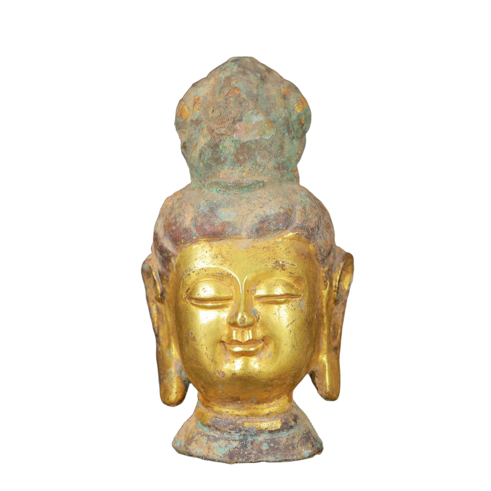 An Exquisite Gilt Bronze Statue of Avalokitesvara Head: An Exquisite Gilt Bronze Statue of Avalokitesvara Head,Qing Dynasty,China,Size:2.4inx3.5in,Weight:330g 铜鎏金观音头像,中国清代