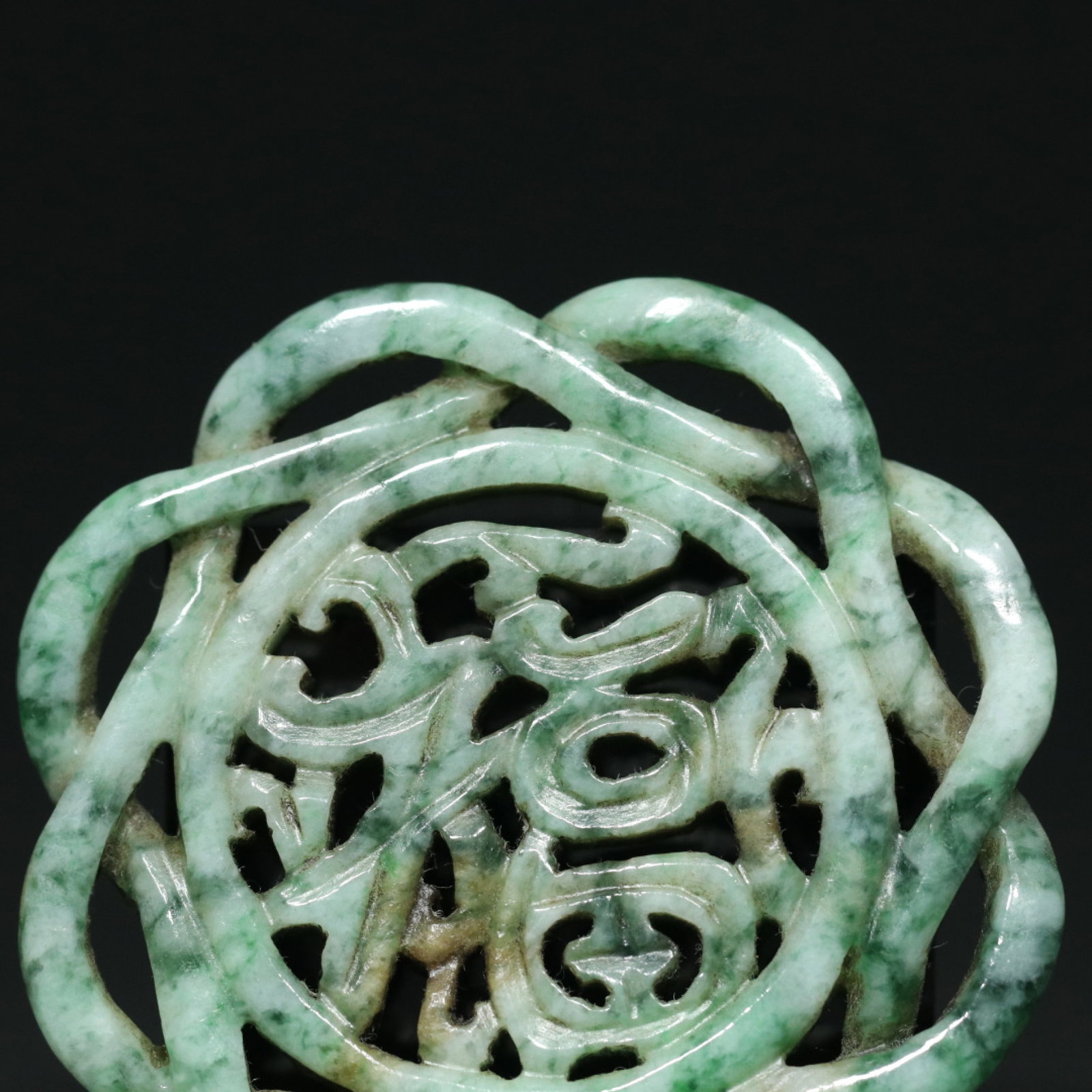 An Exquisite Jadeite Flower Pattern Pendant - 5