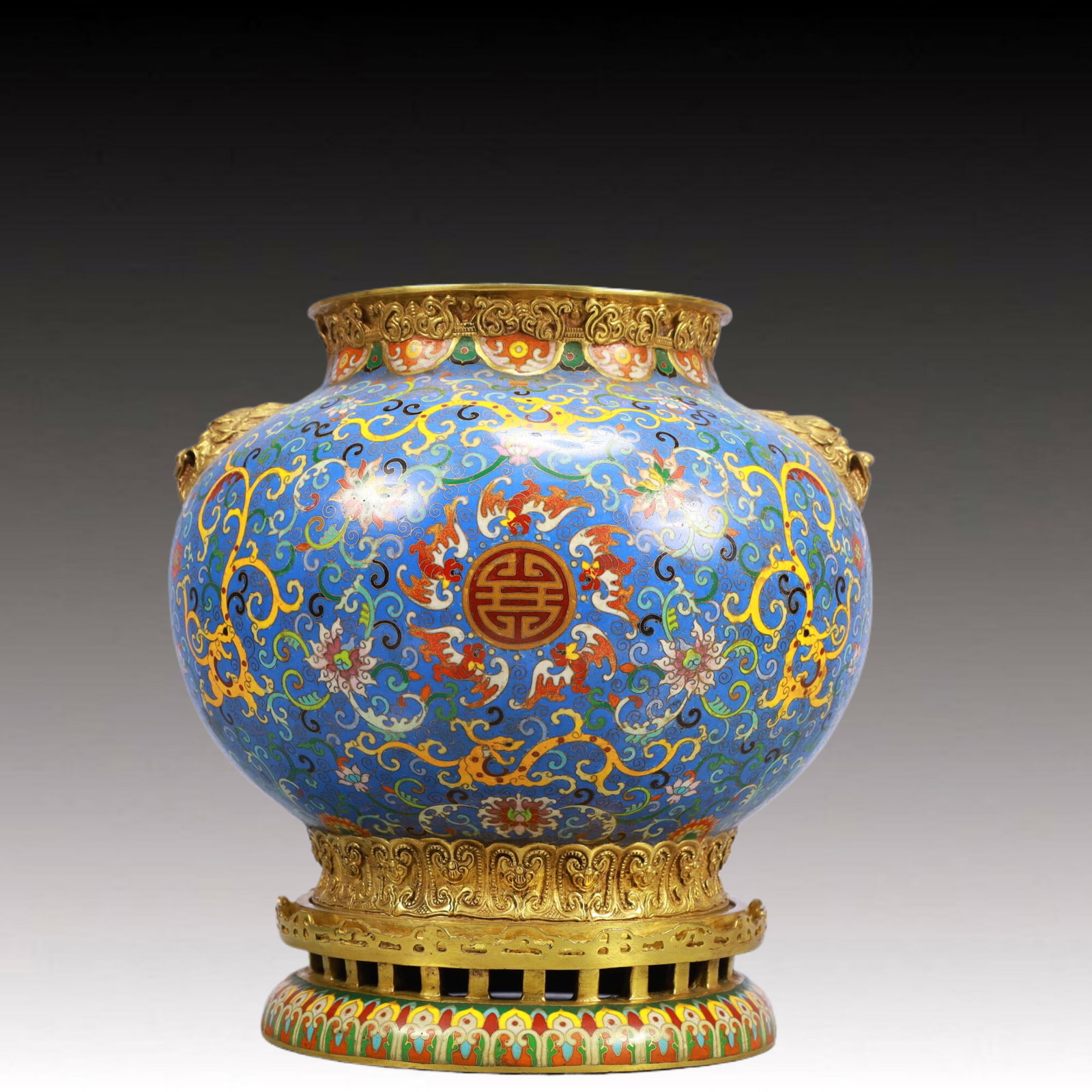 An Exquisite Cloisonne Lotus and Dragon Pattern Beast-Ears Pot: An Exquisite Cloisonne Lotus and Dragon Pattern Beast-Ears Pot,Qing Dynasty, China,Qianlong Four-character Mark,Size:11.4inx11.2in ;Weight:10.55kg 景泰蓝缠枝莲Ƙ
