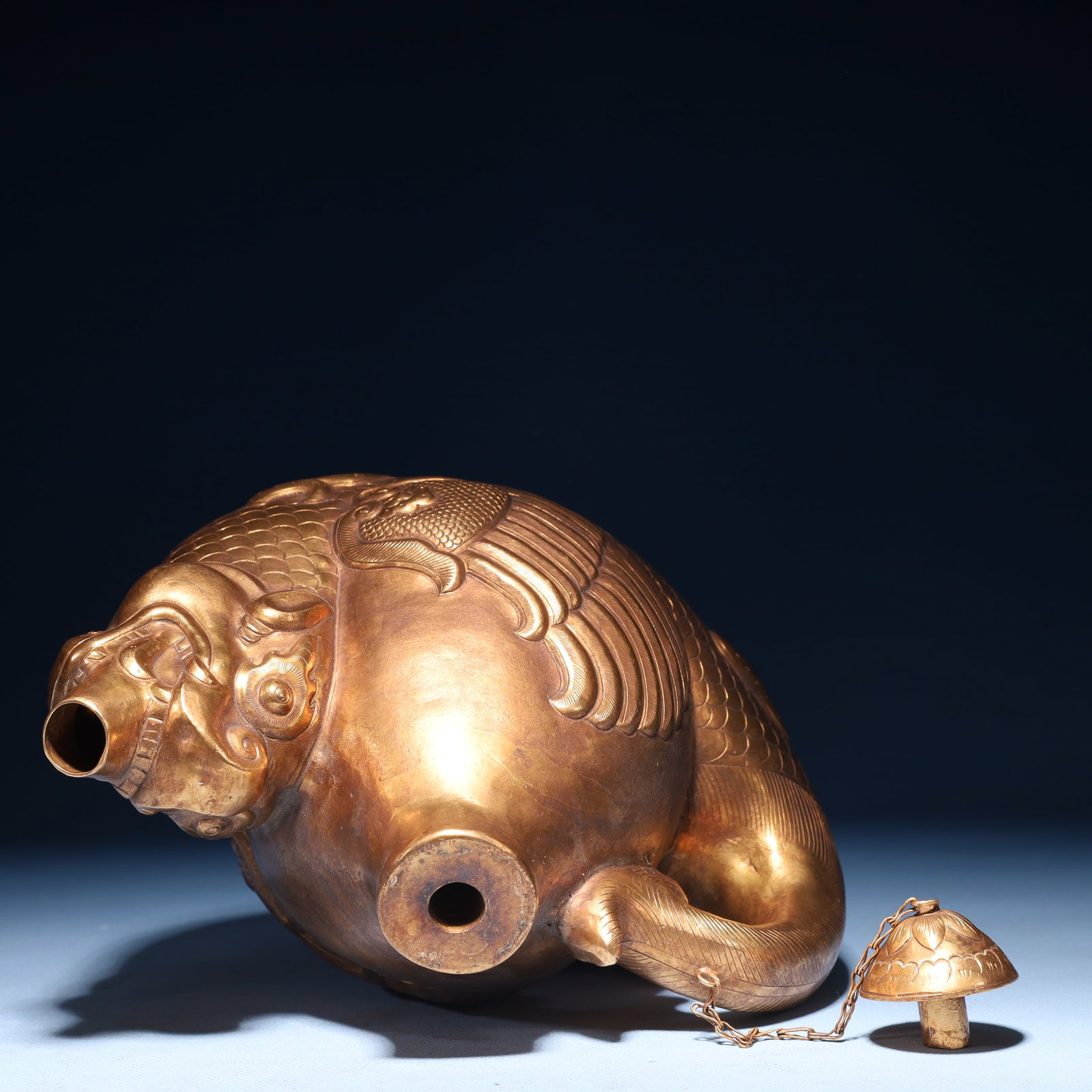 An Exquisite Gilt Bronze Fish Pattern Pot - 12