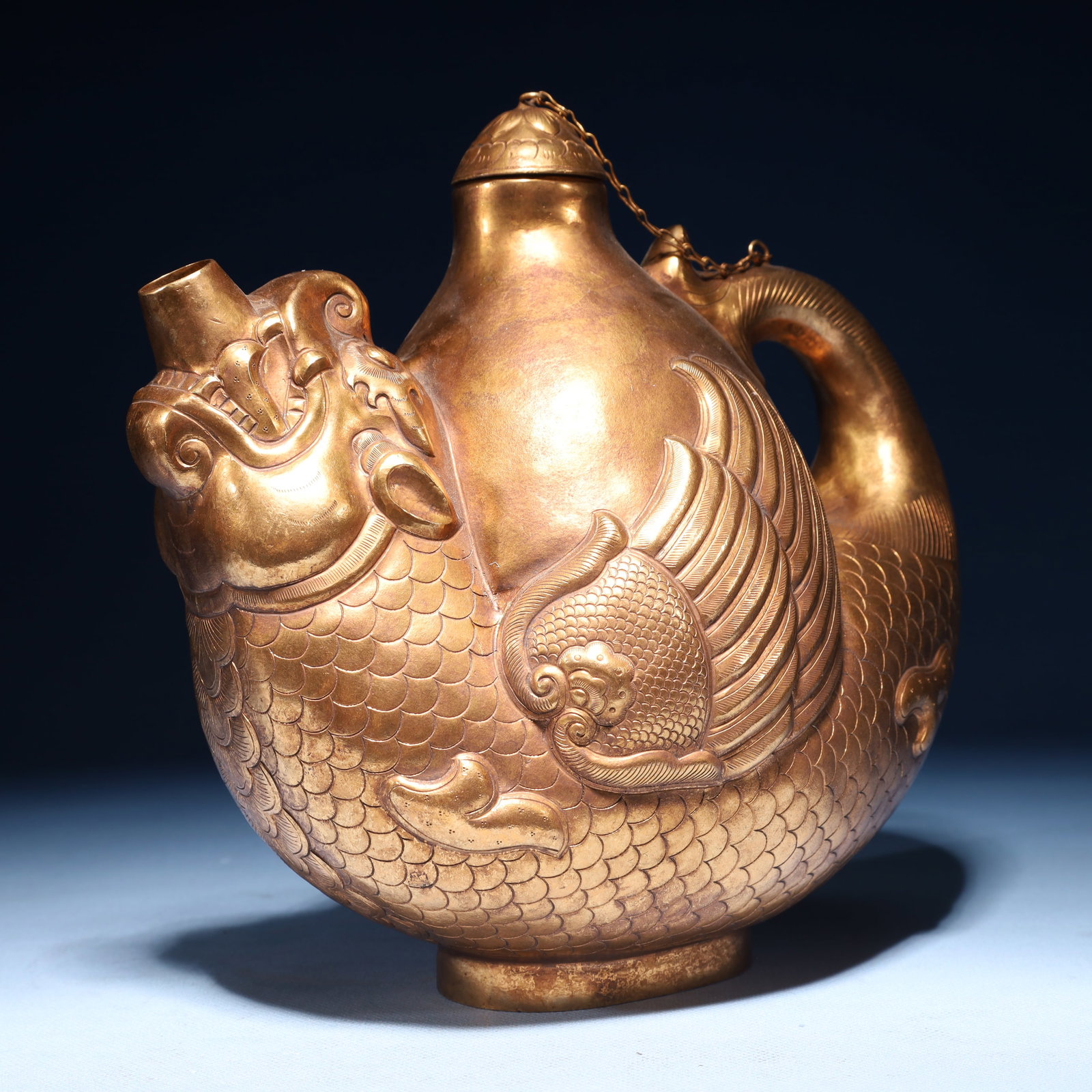 An Exquisite Gilt Bronze Fish Pattern Pot - 5